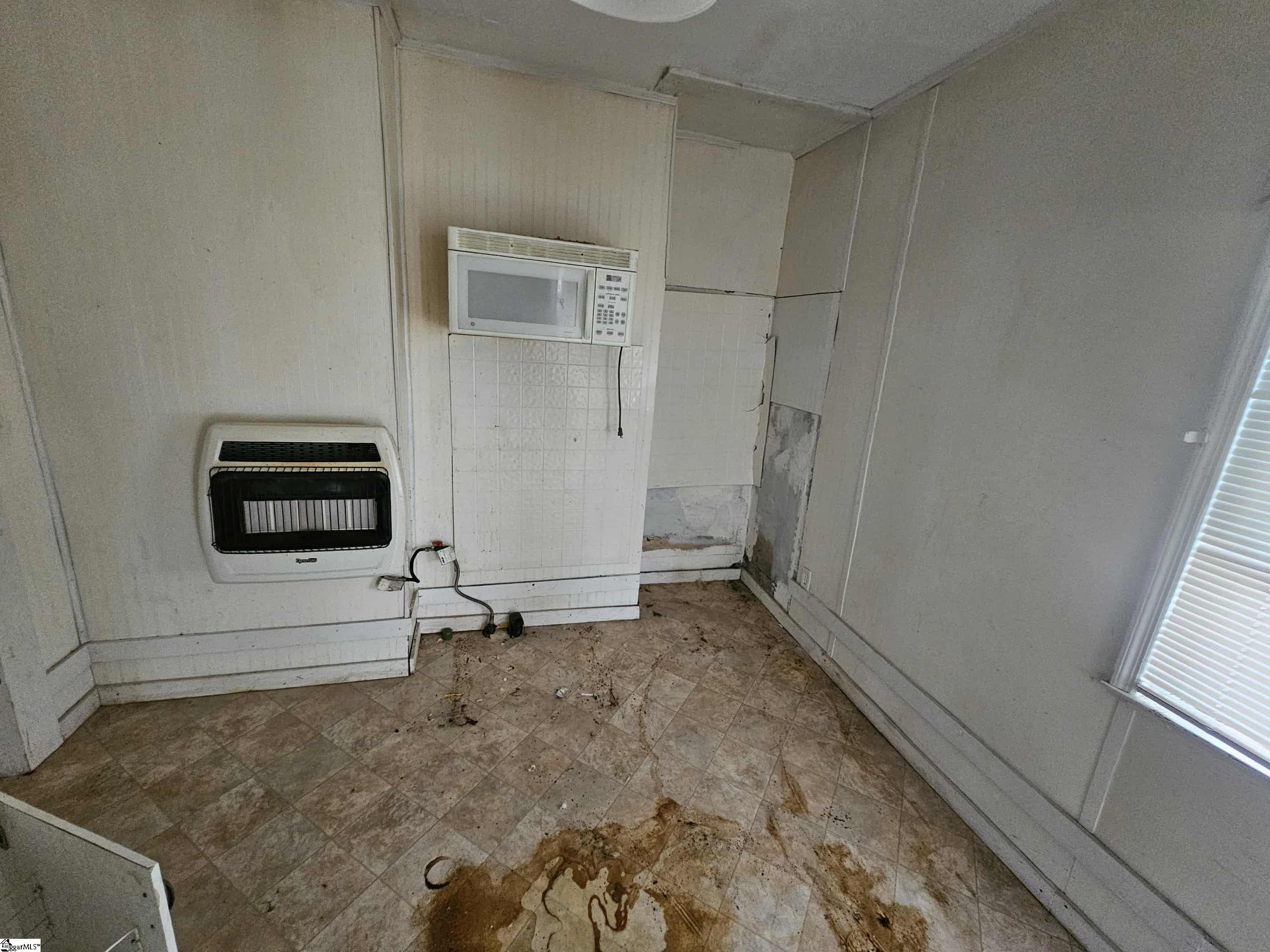 Homes for sale in Joanna, SC | 506 Magnolia St, Joanna, SC 29351 | MLS# 1580375