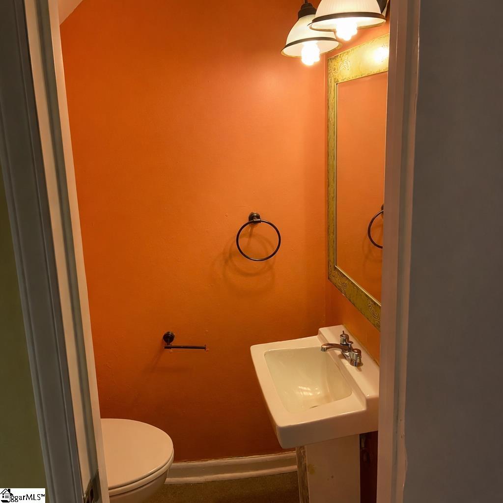 Homes for sale in Greenville, SC | 2530 E North St, Greenville, SC 29615 | MLS# 1580388