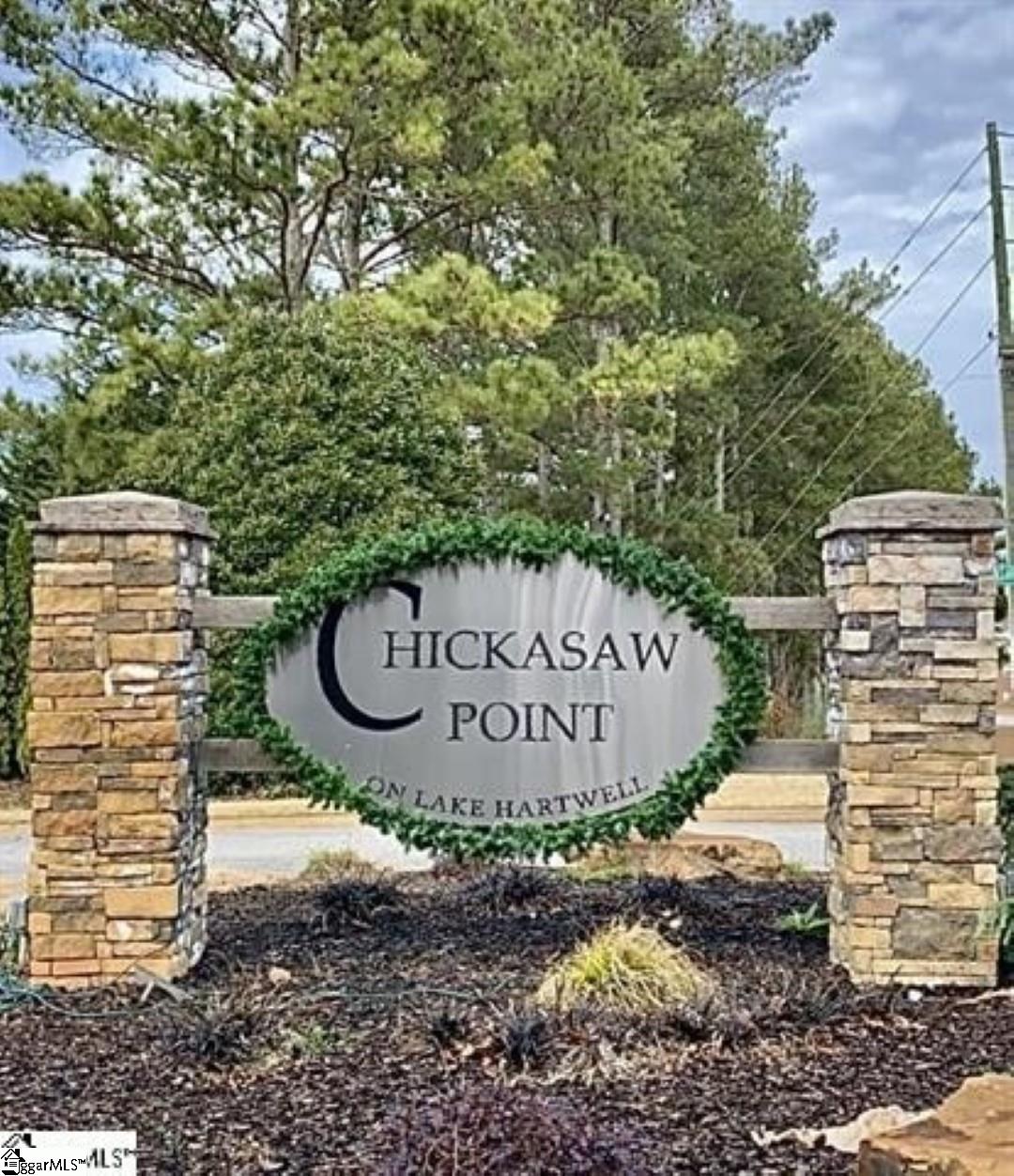 318 Chickasaw Drive photo 15