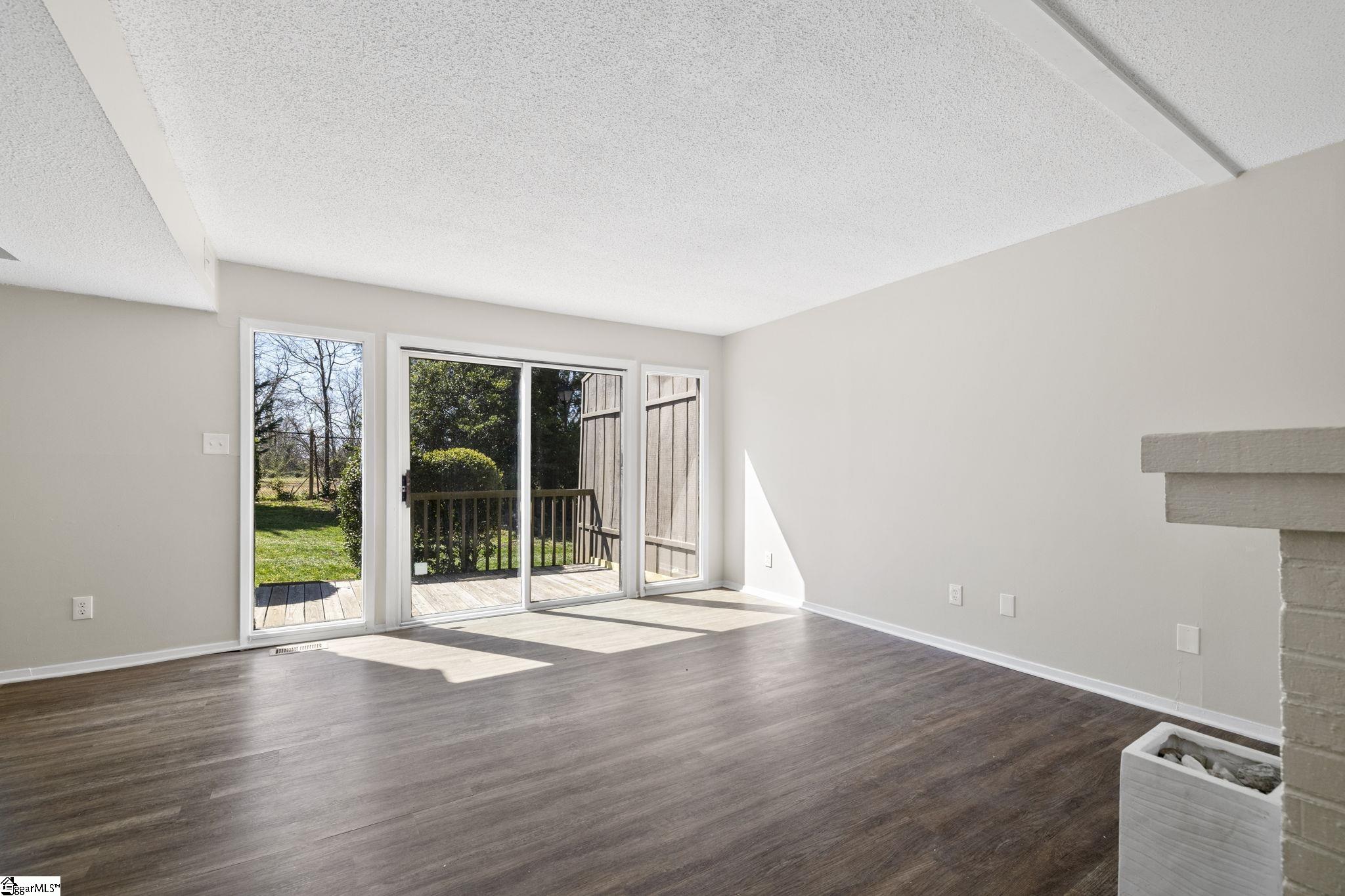 128 Inglewood Way Greenville, SC 29615