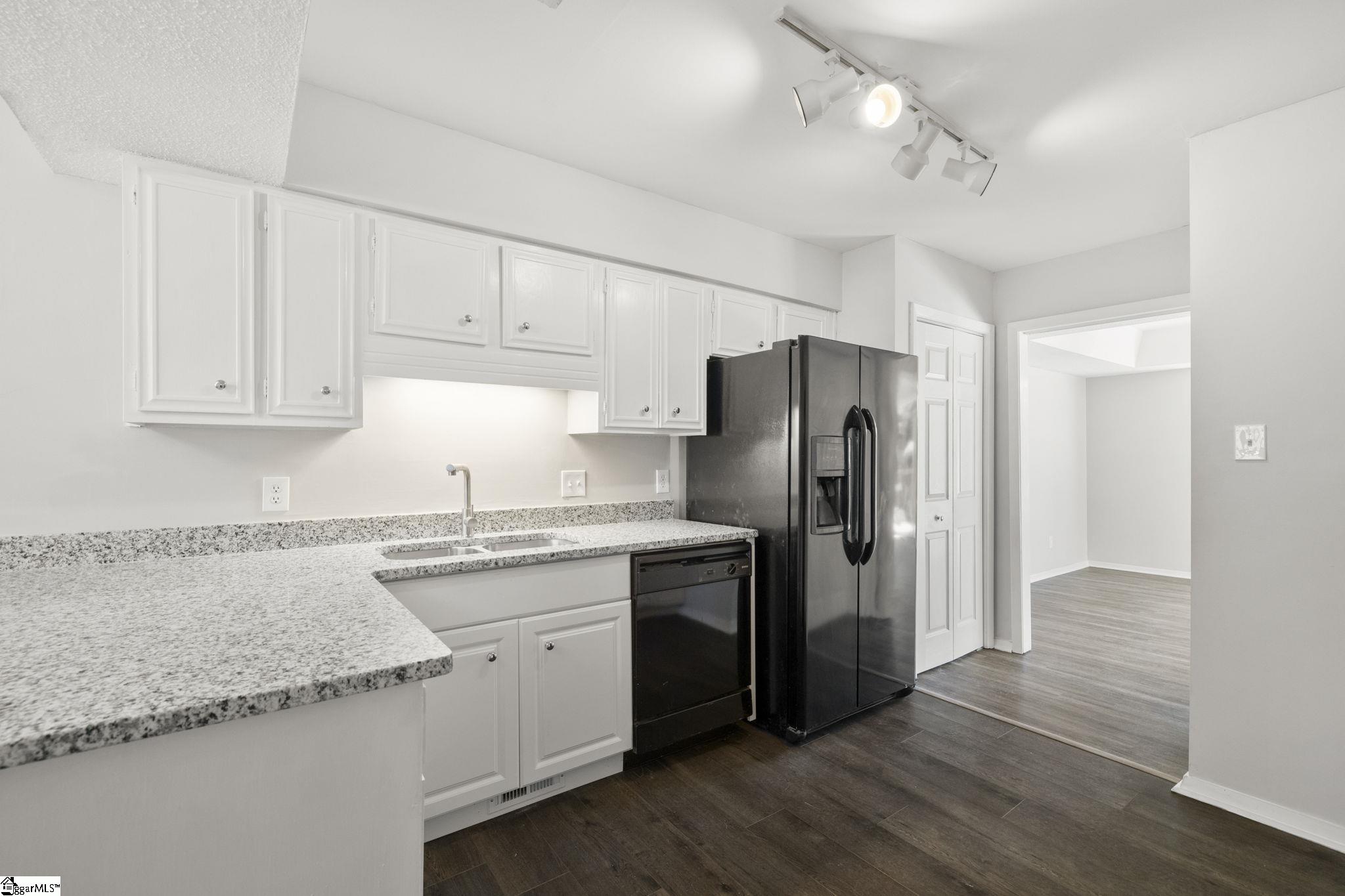 128 Inglewood Way Greenville, SC 29615