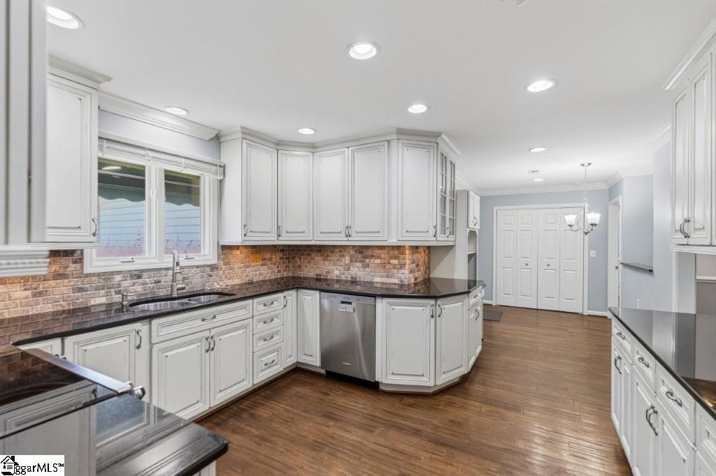 2 Stone Meadow Road Greenville, SC 29615