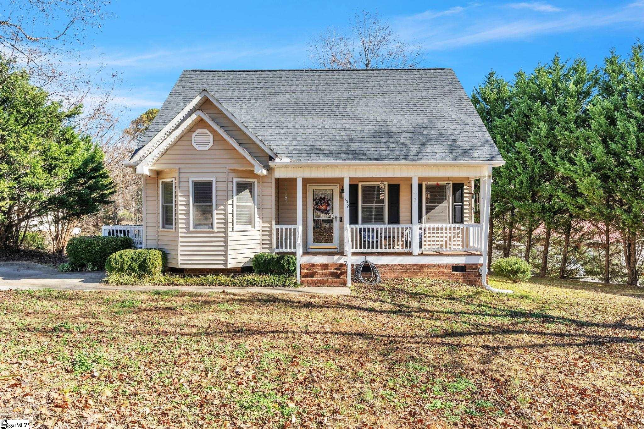 102 Cone Drive photo 1