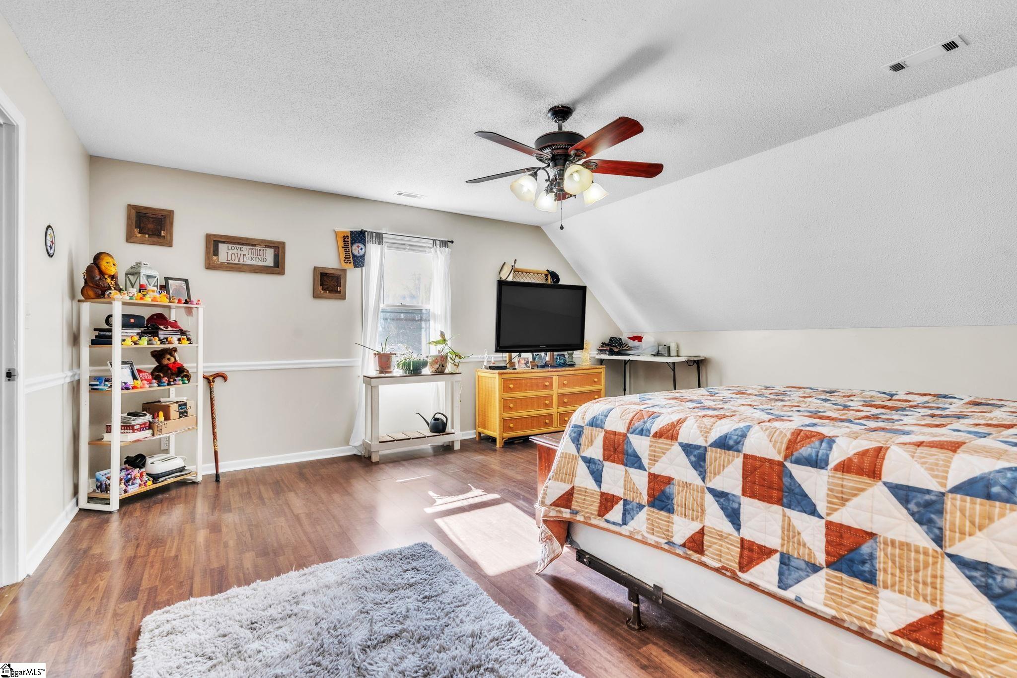 102 Cone Drive photo 14