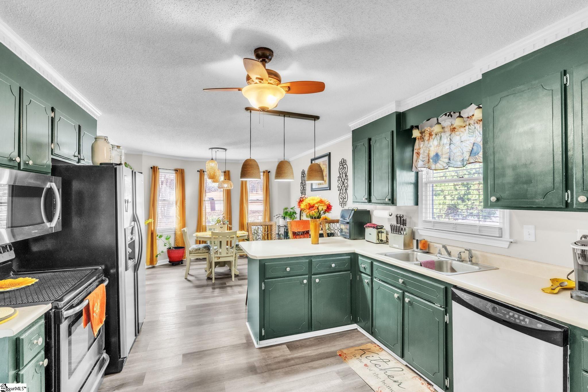 102 Cone Drive photo 10
