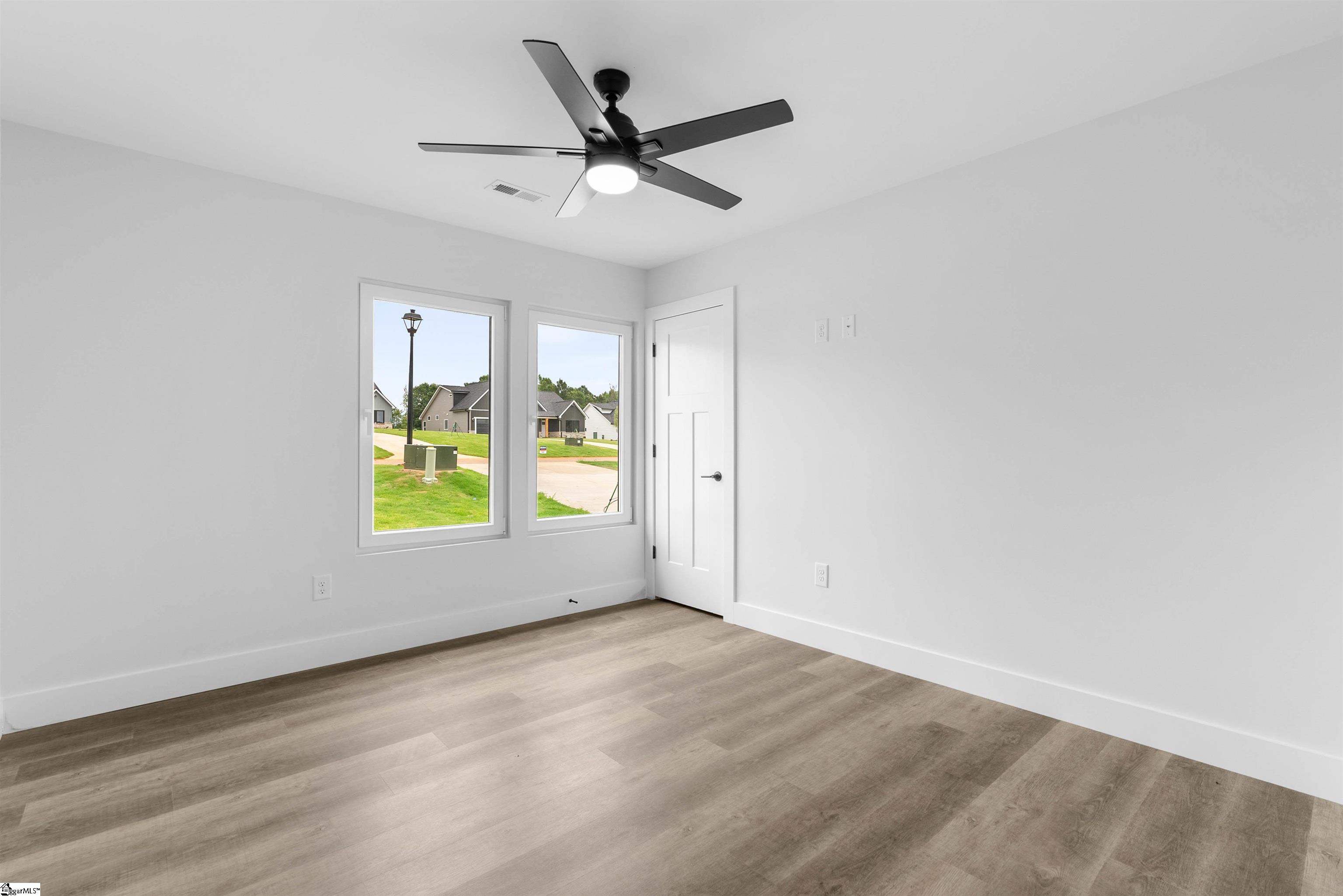 2019 Meadow Glen Court Chesnee, SC 29323