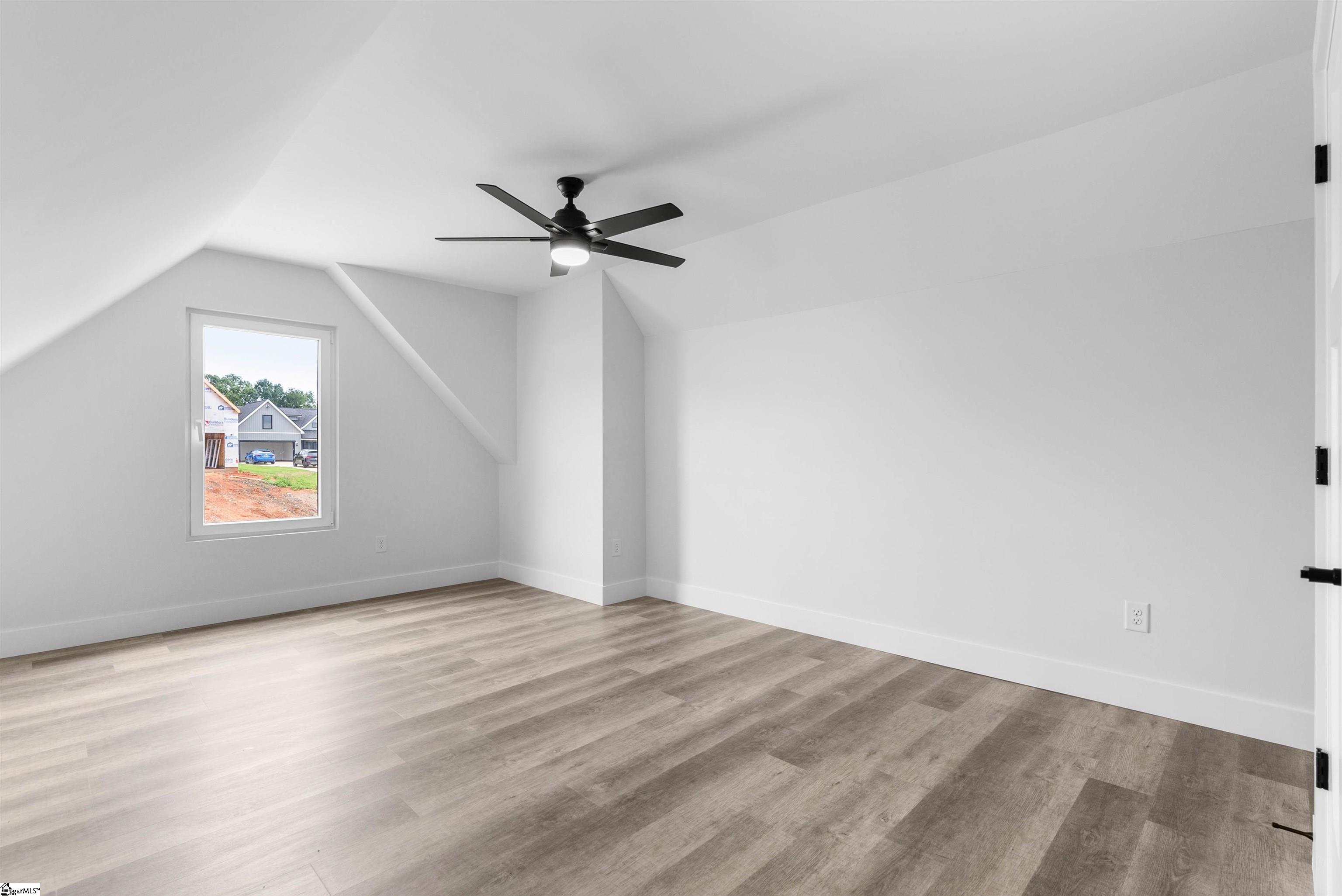 2019 Meadow Glen Court Chesnee, SC 29323