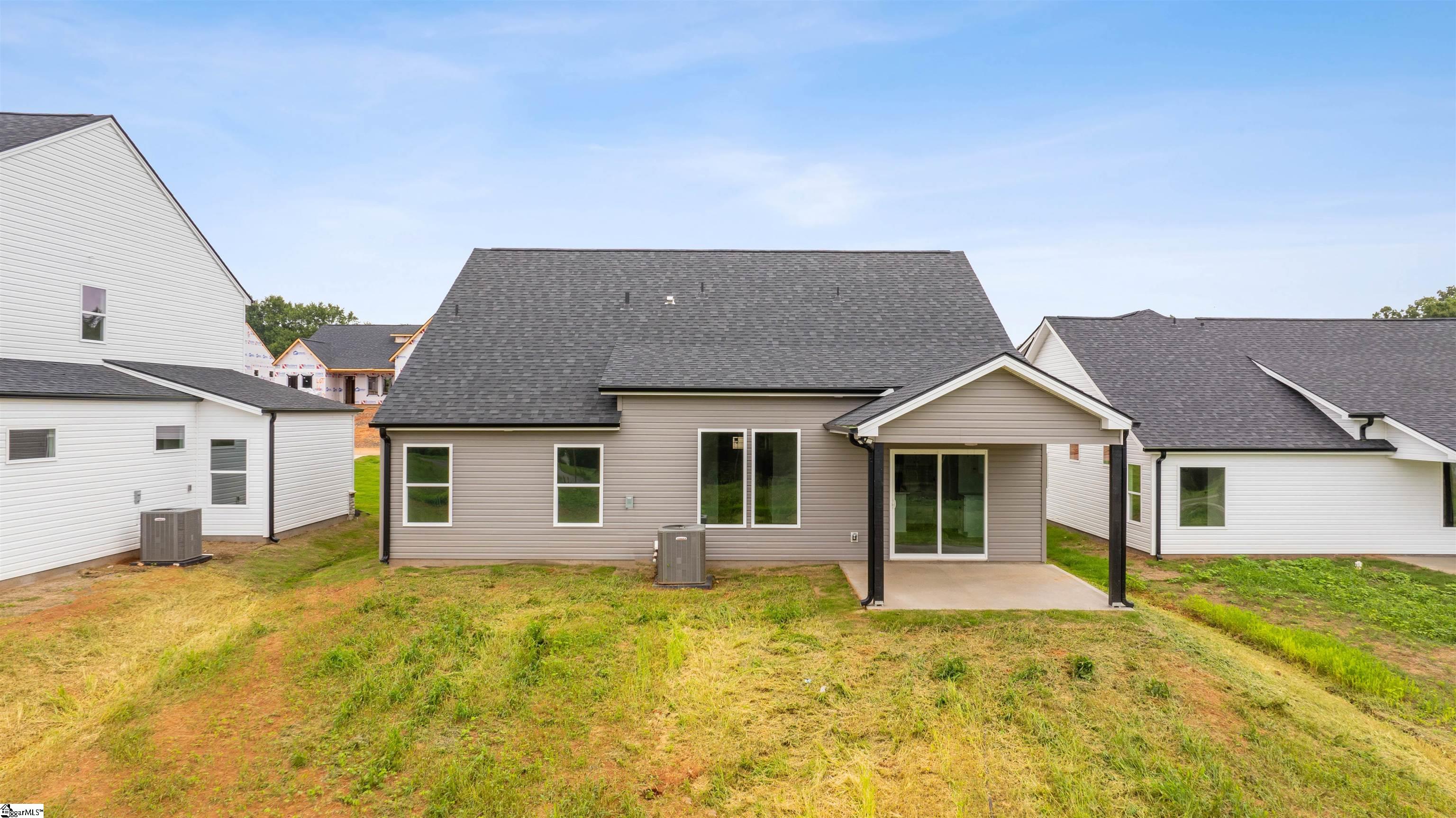2019 Meadow Glen Court Chesnee, SC 29323