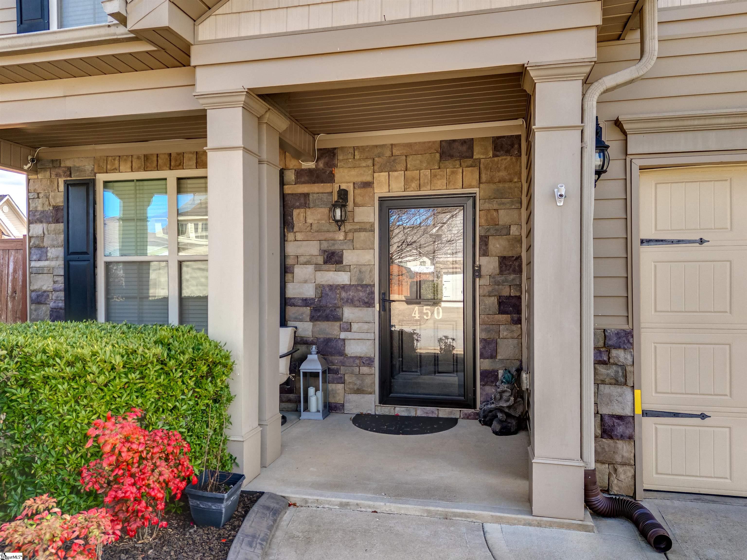 450 Bucklebury Road photo 4