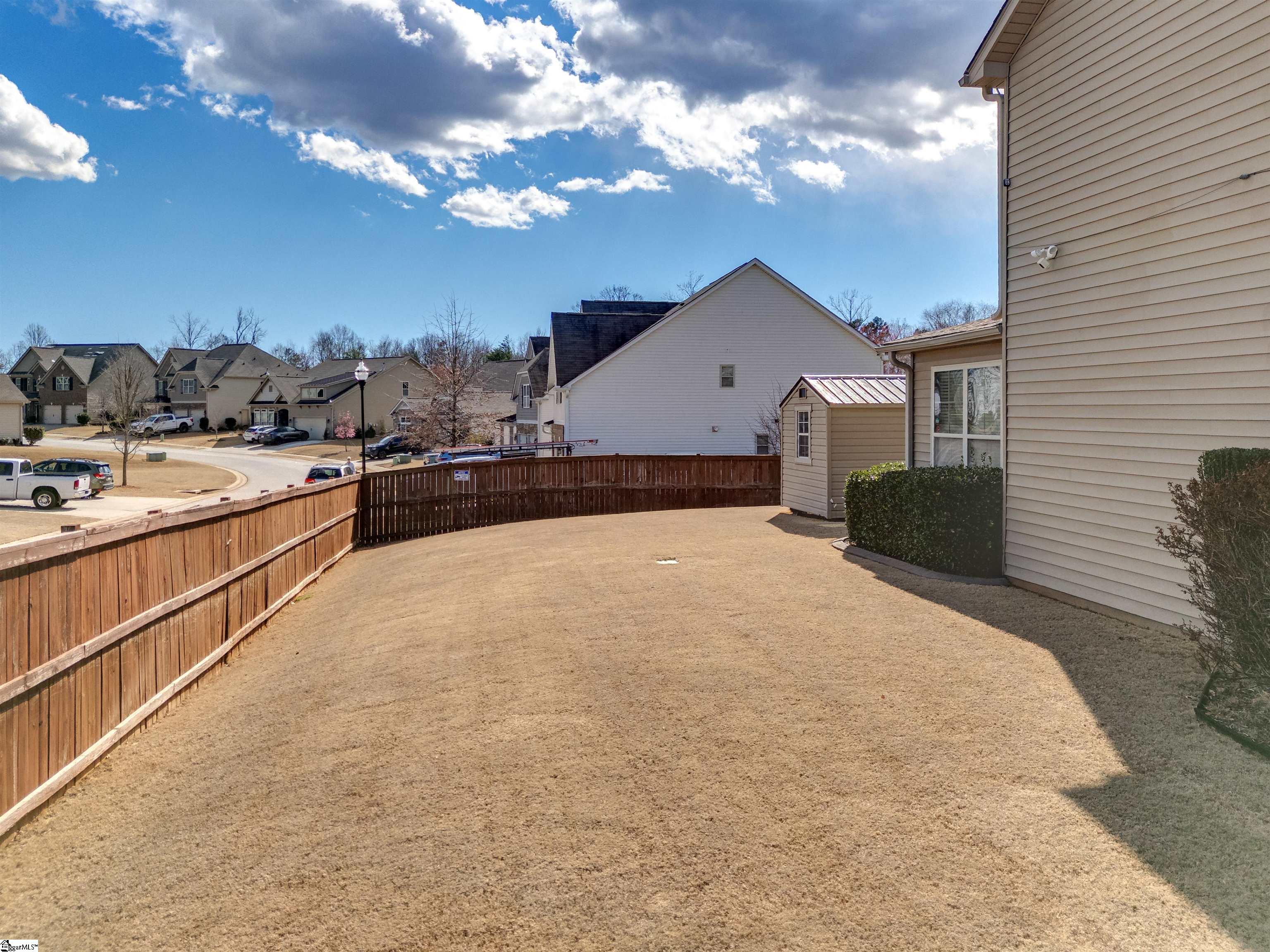 450 Bucklebury Road photo 43