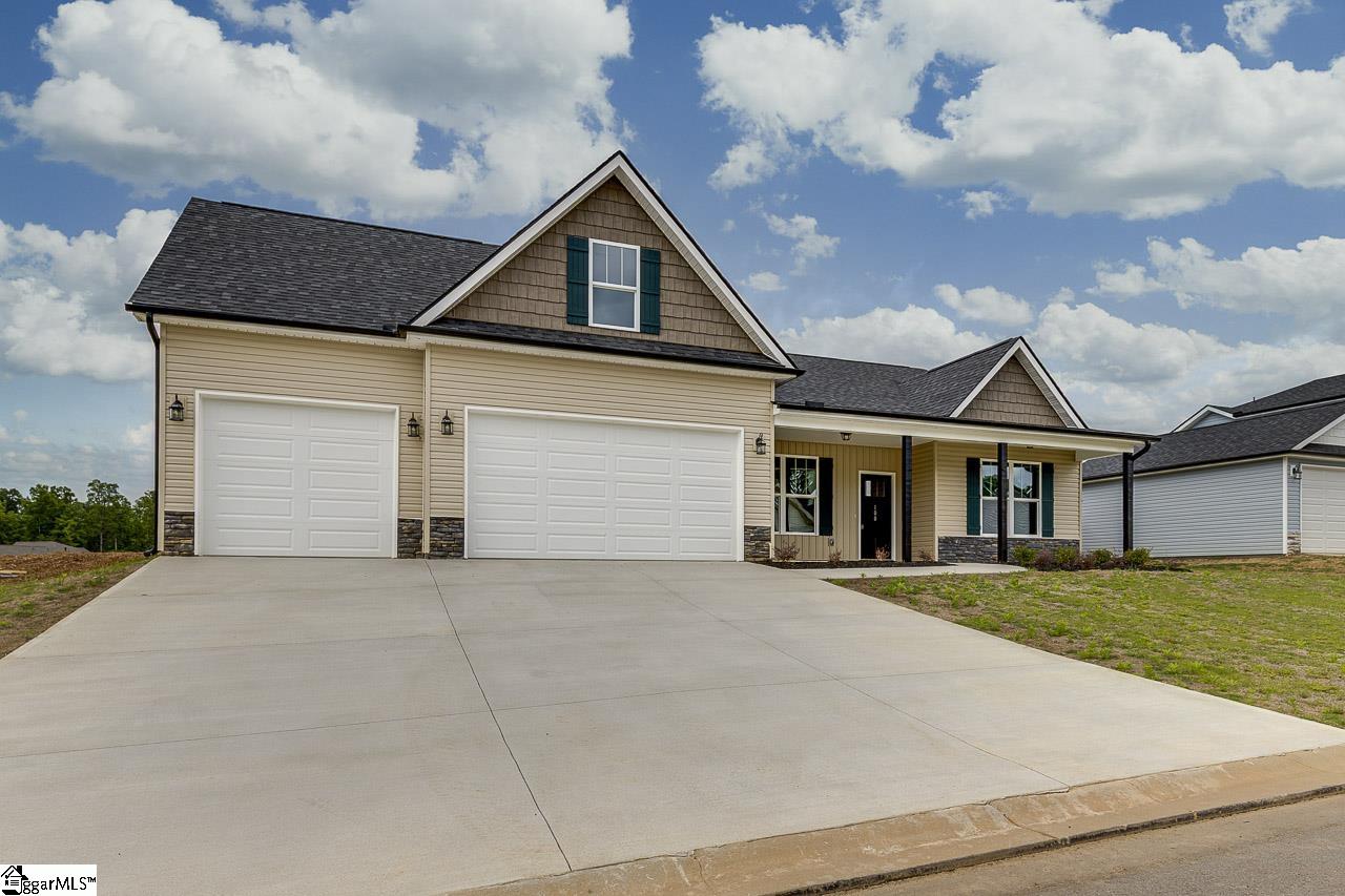 108 Walters Way photo 2