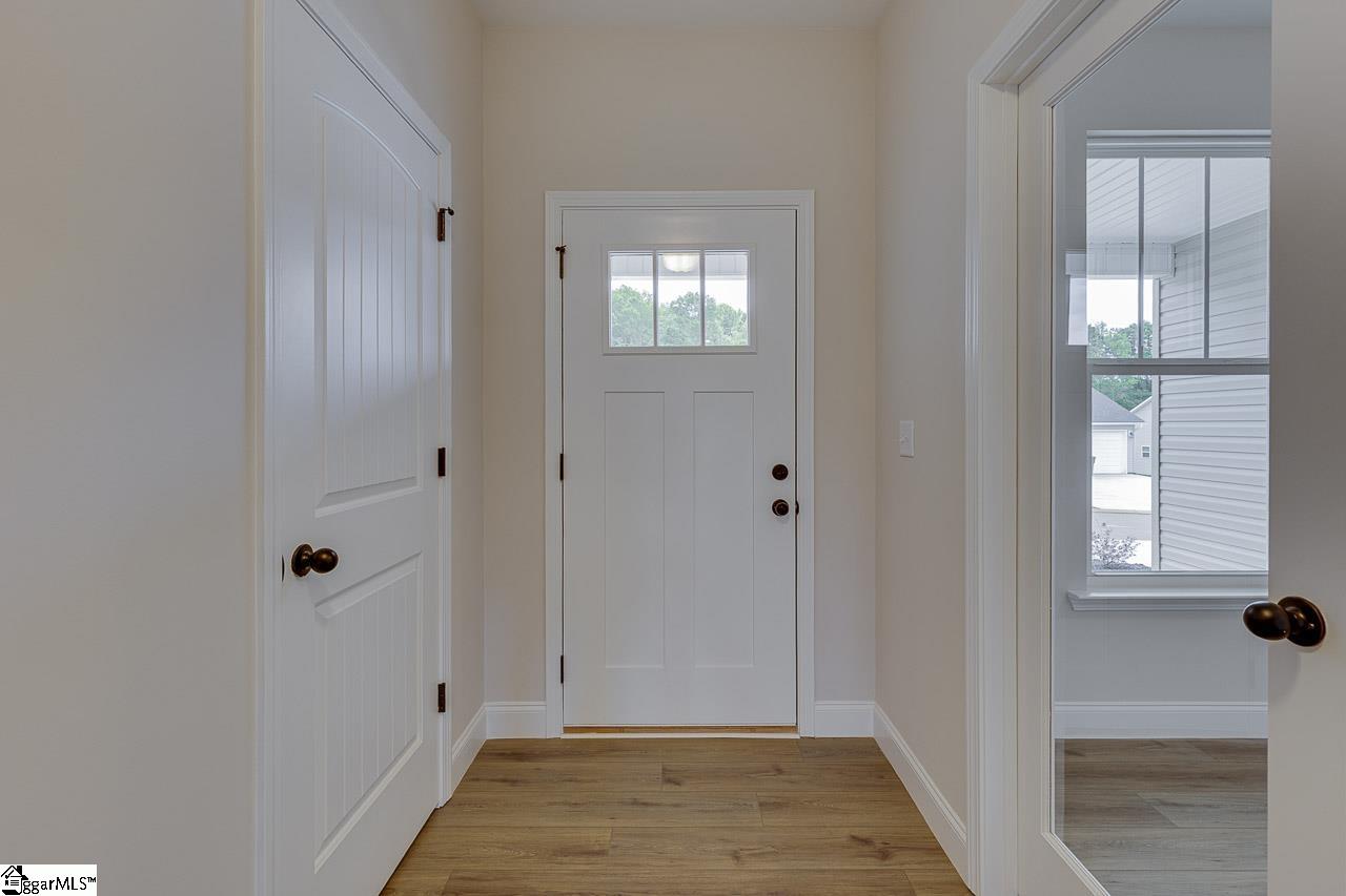 108 Walters Way photo 11
