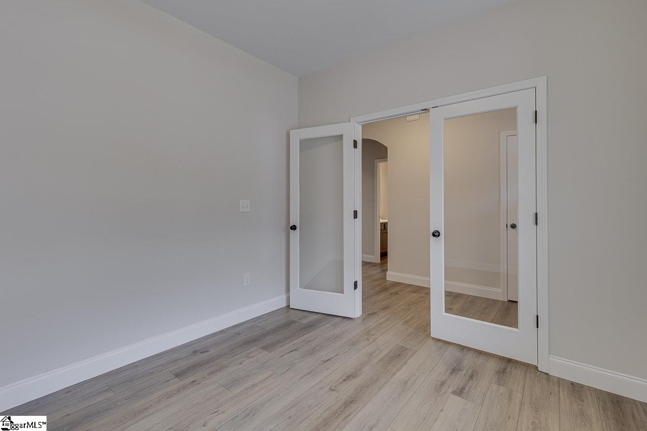 108 Walters Way photo 12