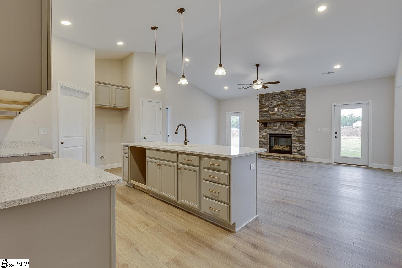108 Walters Way photo 13