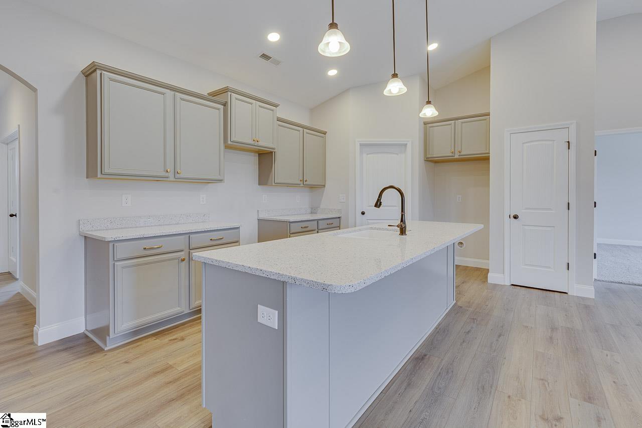 108 Walters Way photo 15