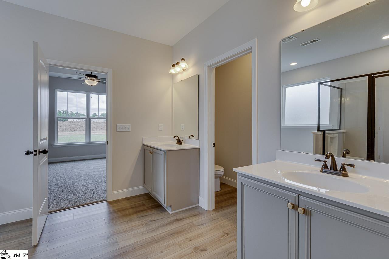 108 Walters Way photo 28