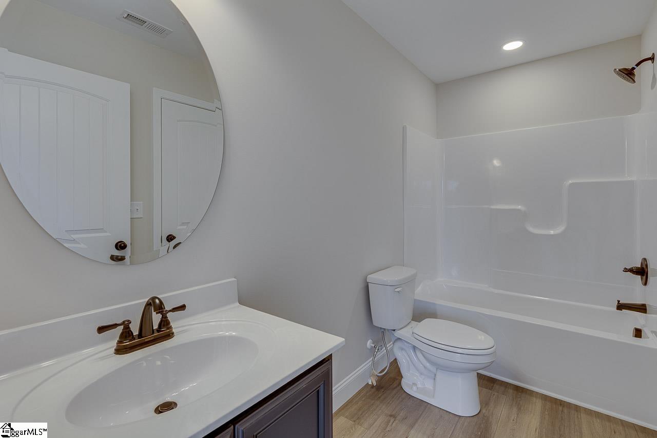 108 Walters Way photo 41
