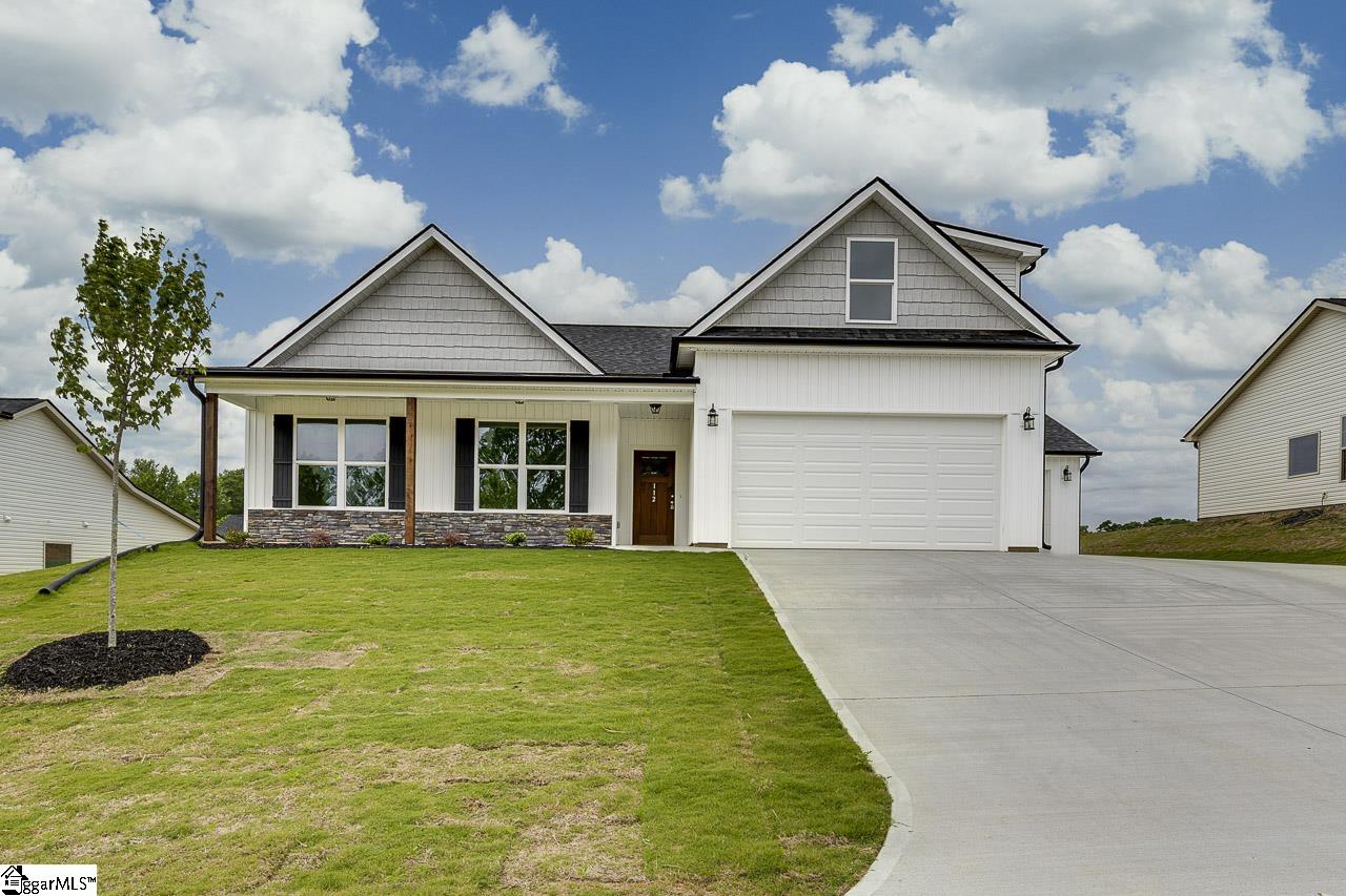 112 Walters Way photo 1