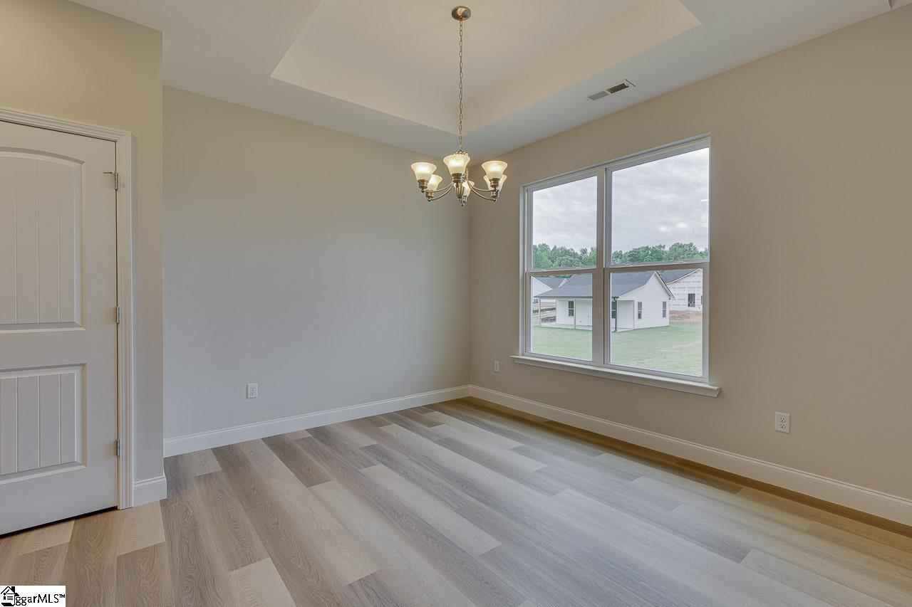 112 Walters Way photo 16