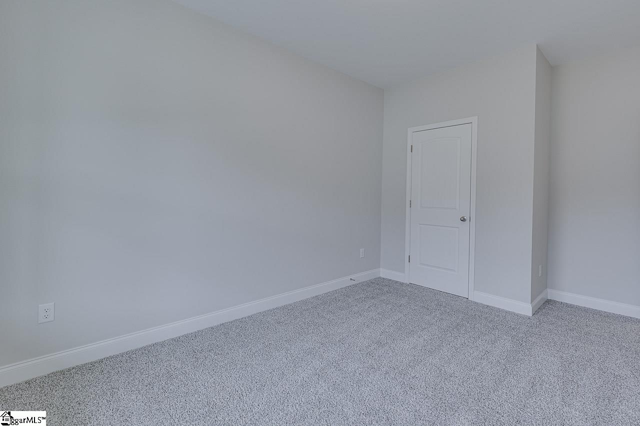 112 Walters Way photo 26
