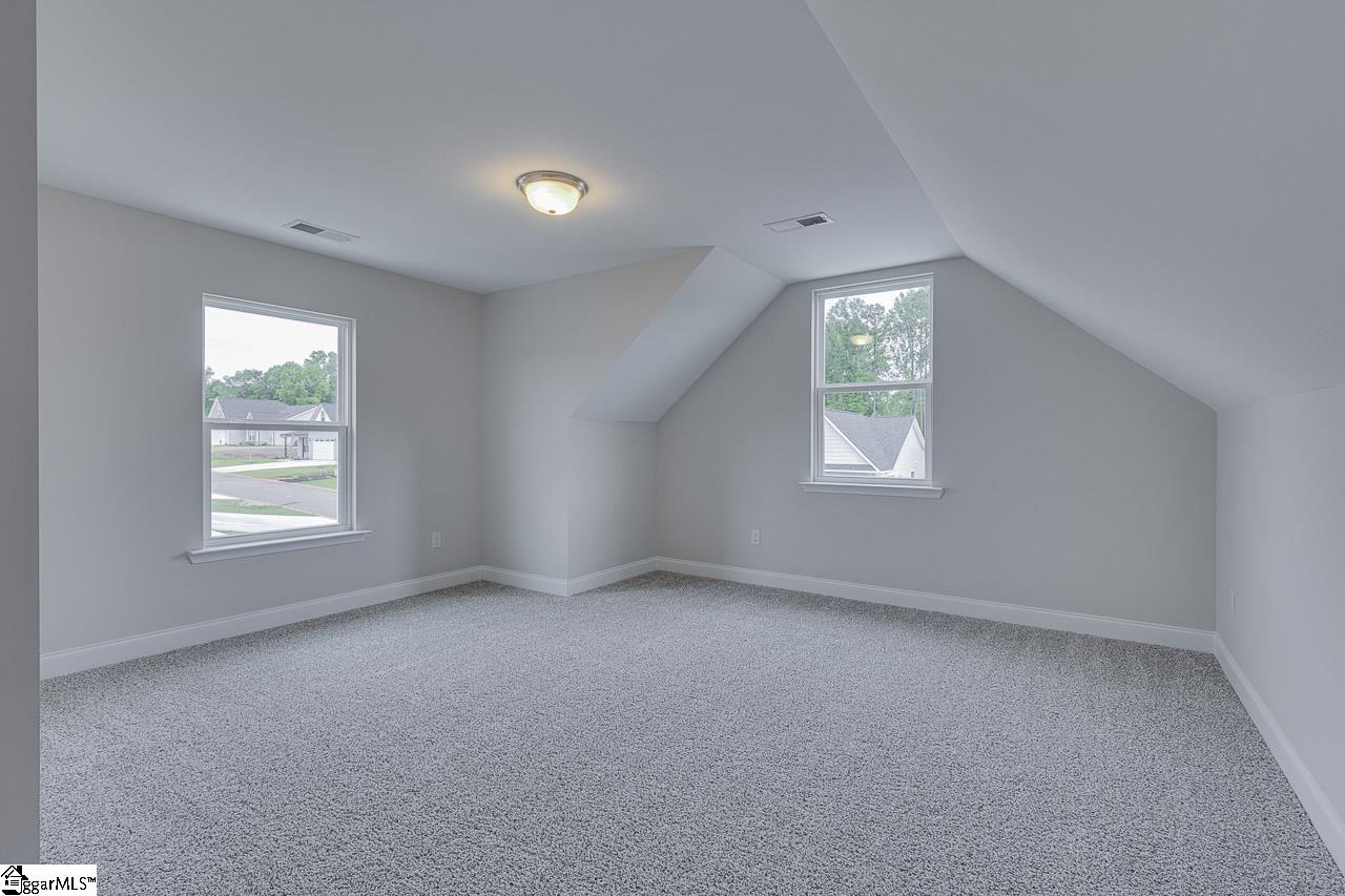112 Walters Way photo 32
