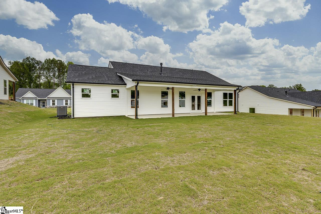 112 Walters Way photo 36