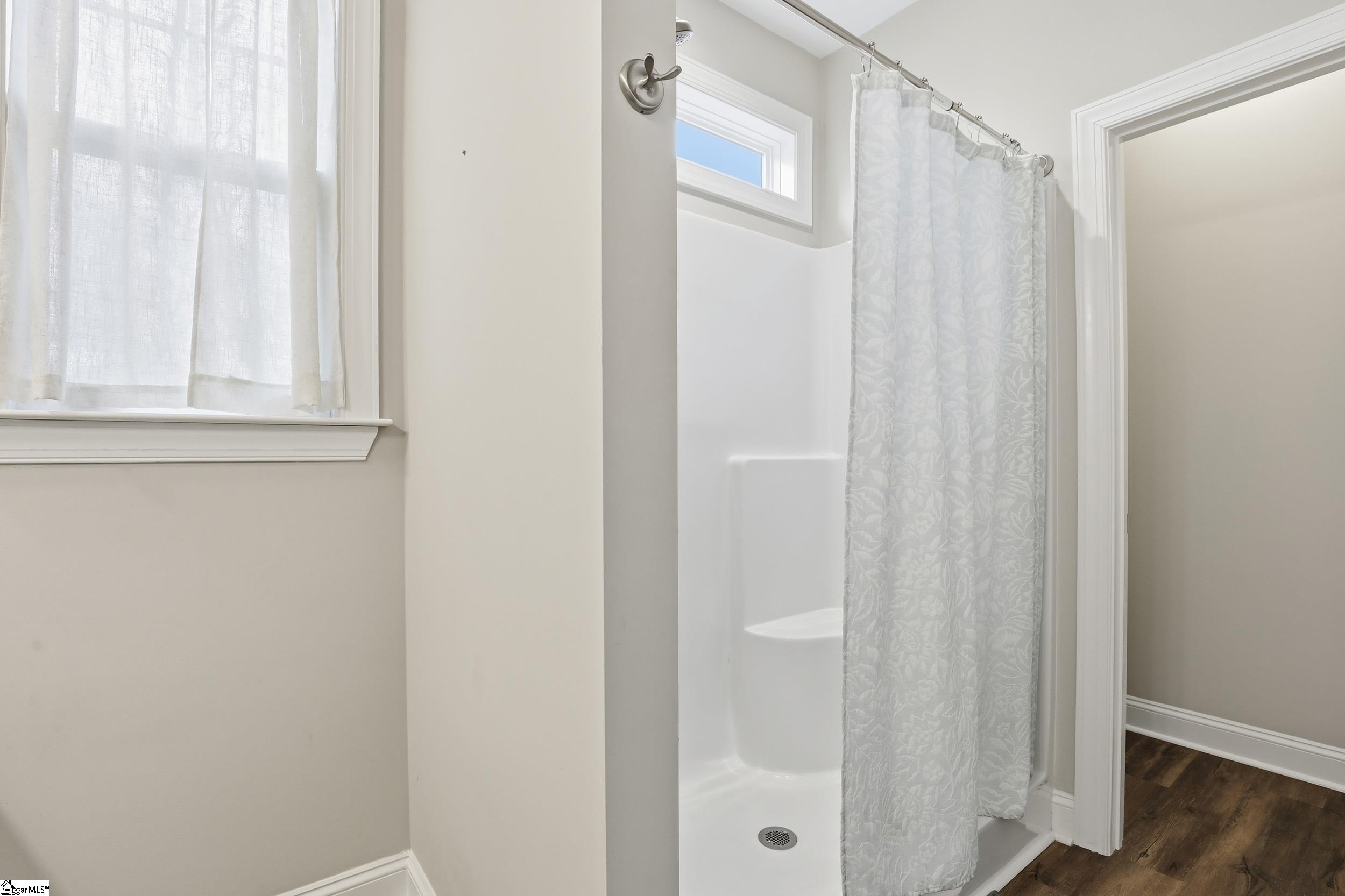 135 Stevenson Drive photo 17