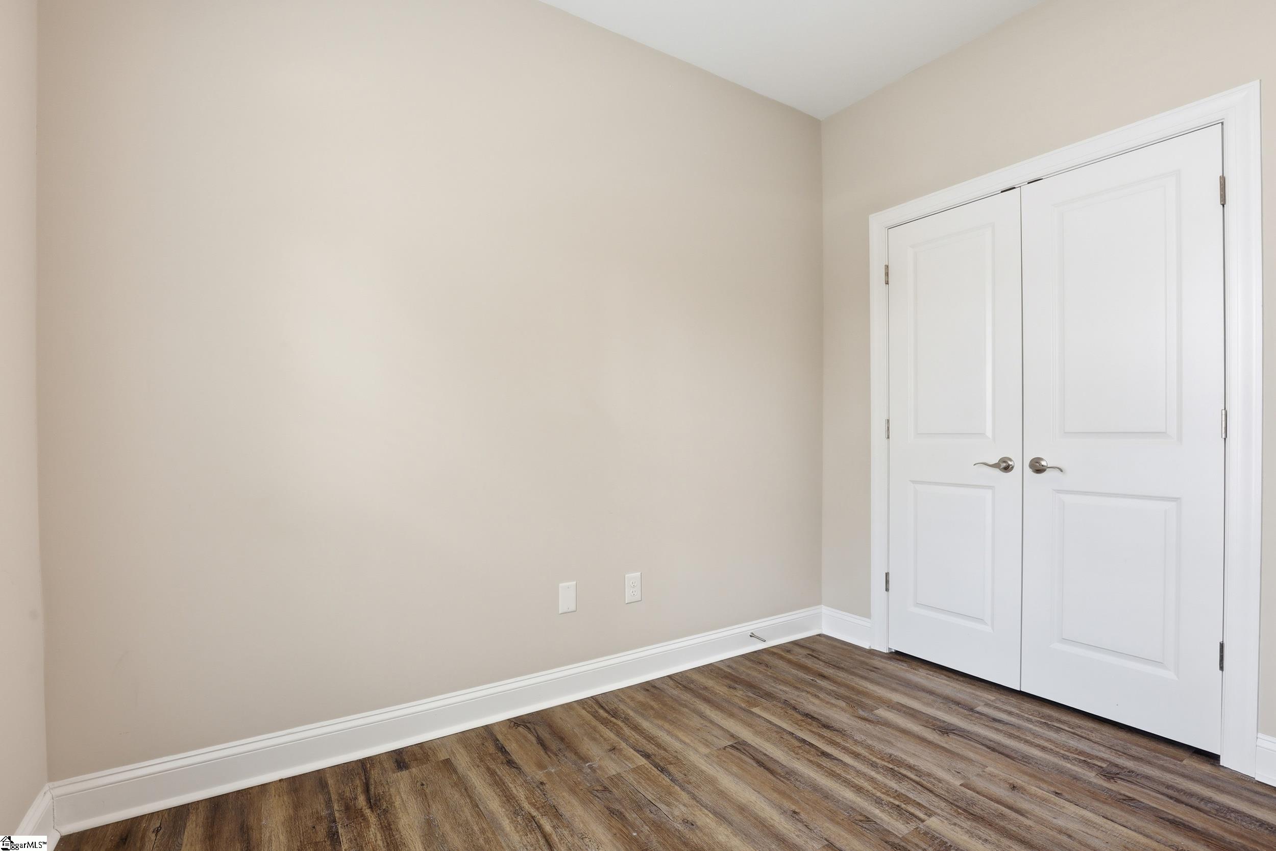 135 Stevenson Drive photo 20