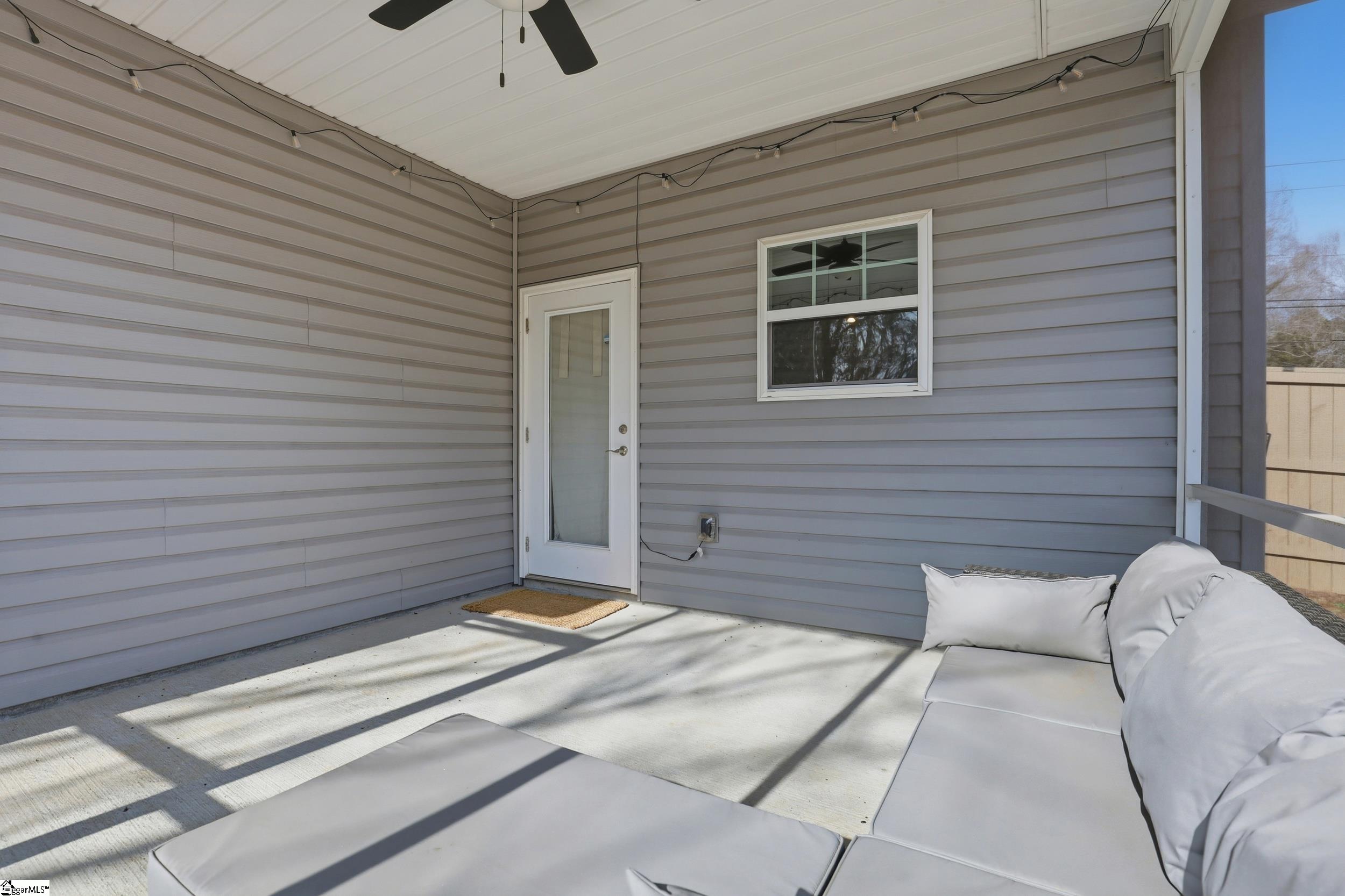 135 Stevenson Drive photo 26