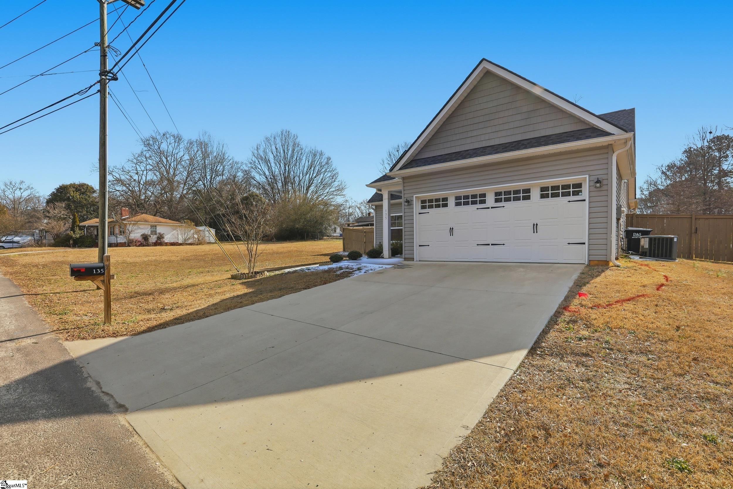 135 Stevenson Drive photo 31