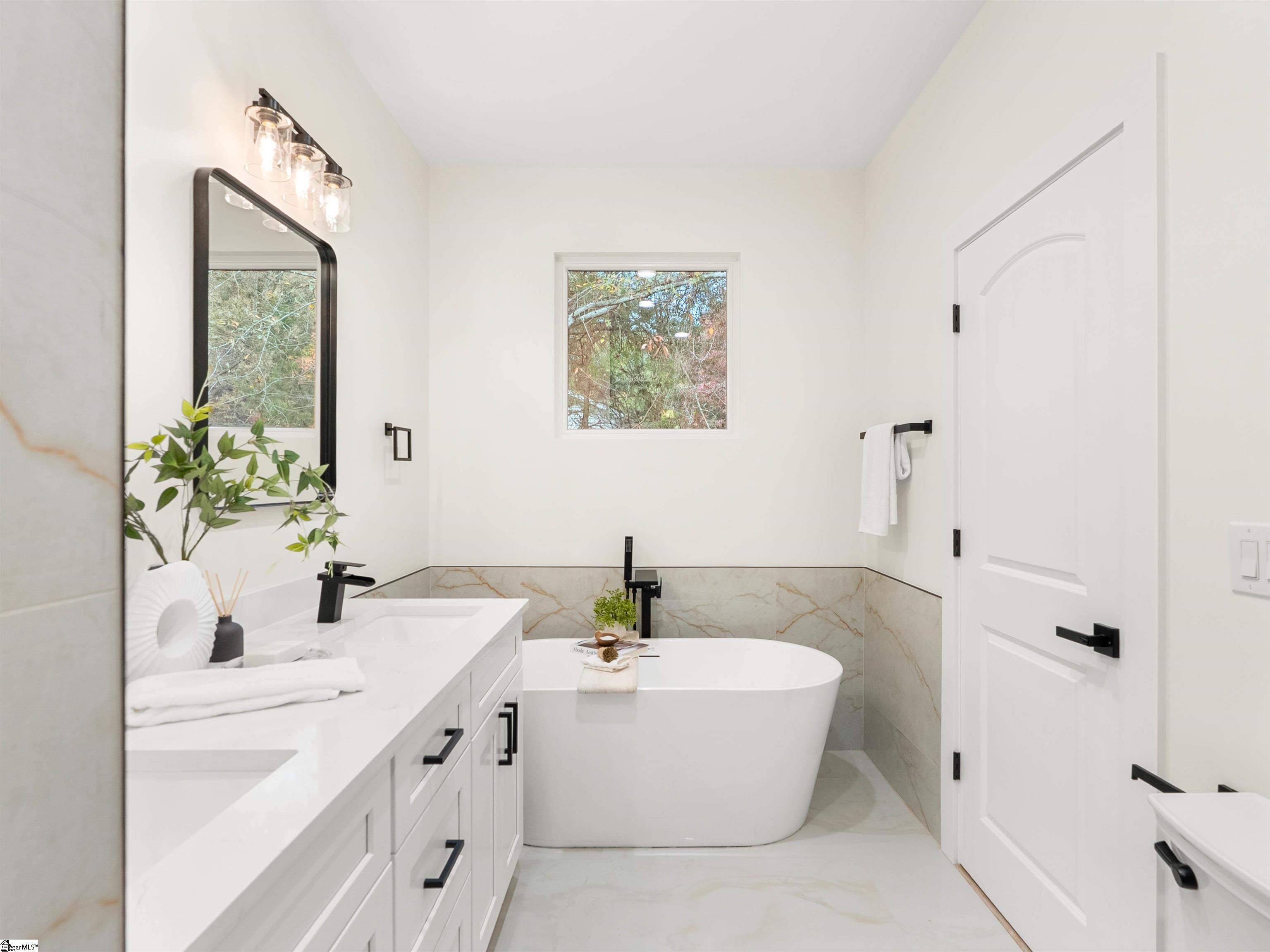 1026 Blumefield Road photo 15