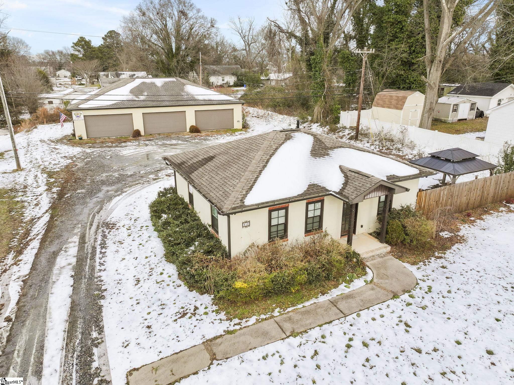 215 California Avenue Spartanburg, SC 29303-2233