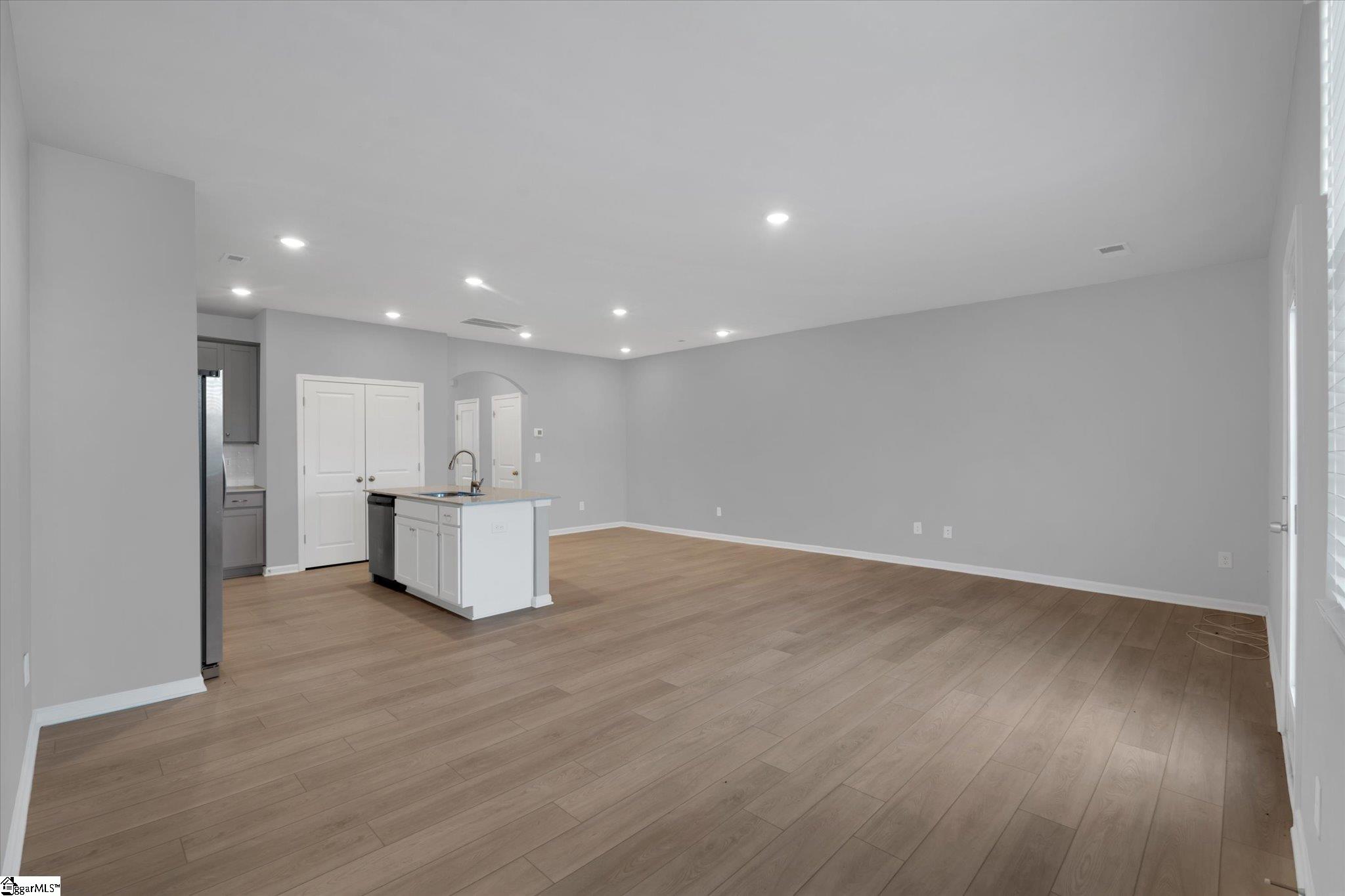 296 E Compass Way photo 11
