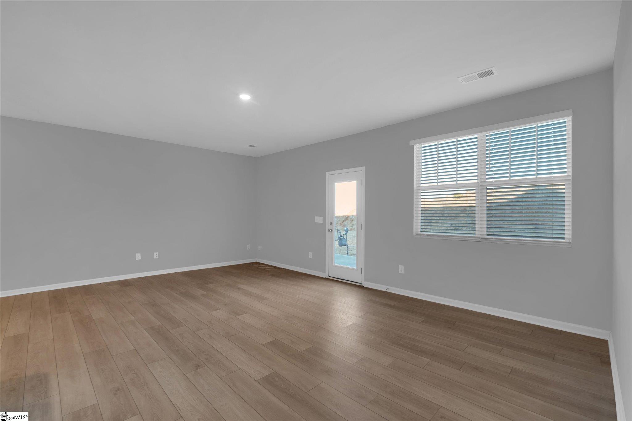 296 E Compass Way photo 12
