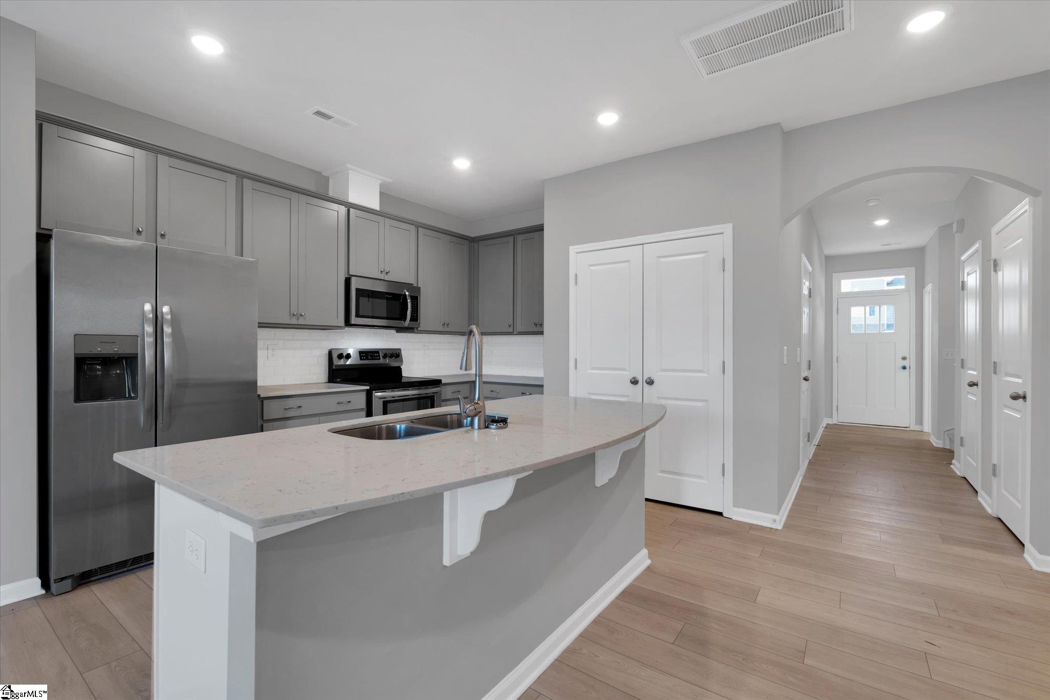 296 E Compass Way photo 4