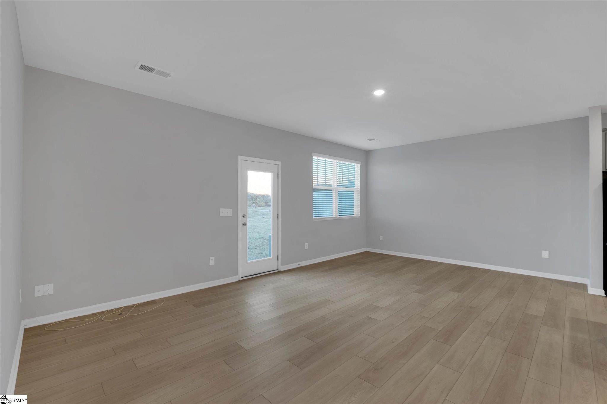 296 E Compass Way photo 9