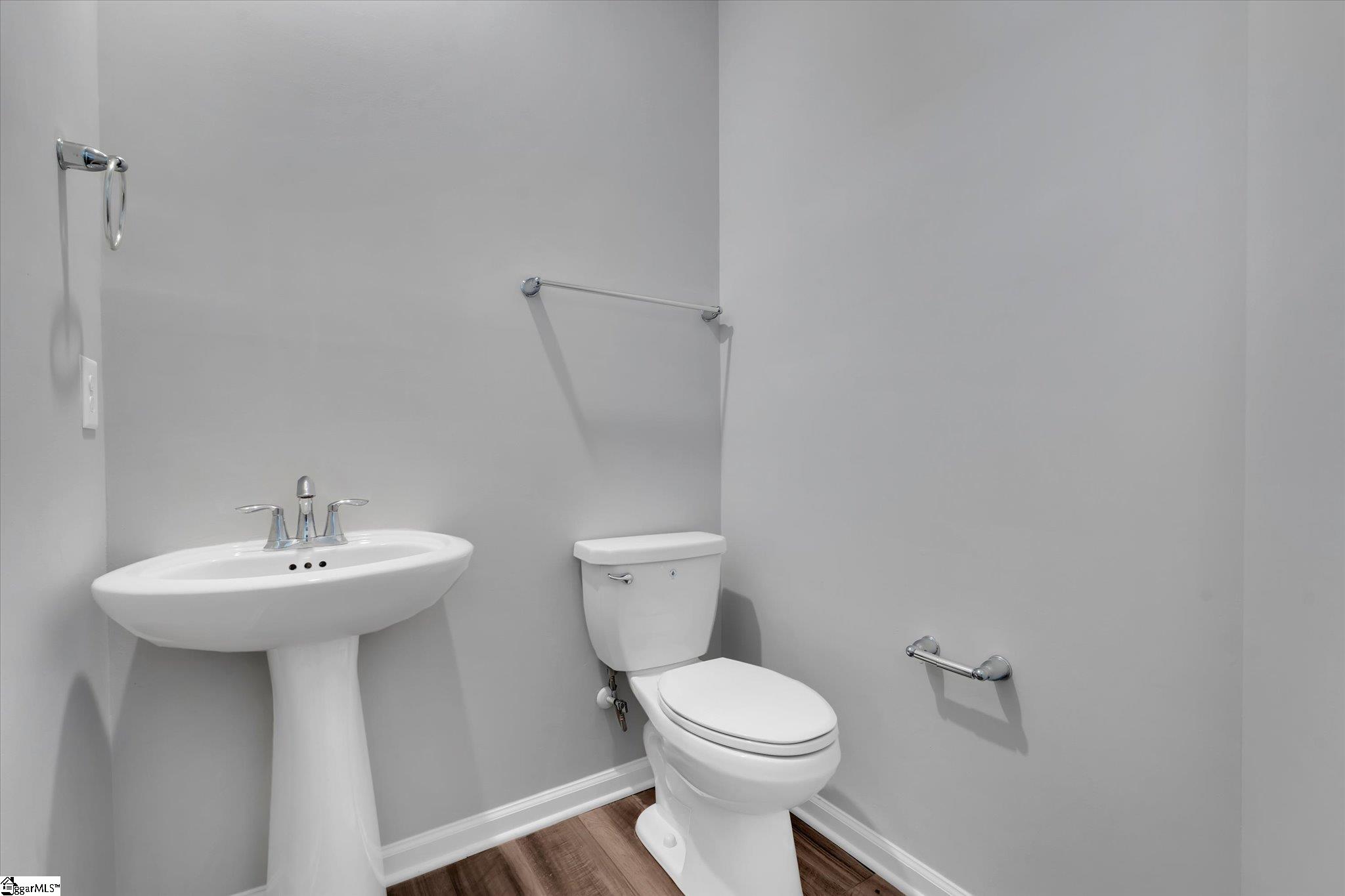 318 E Compass Way photo 12