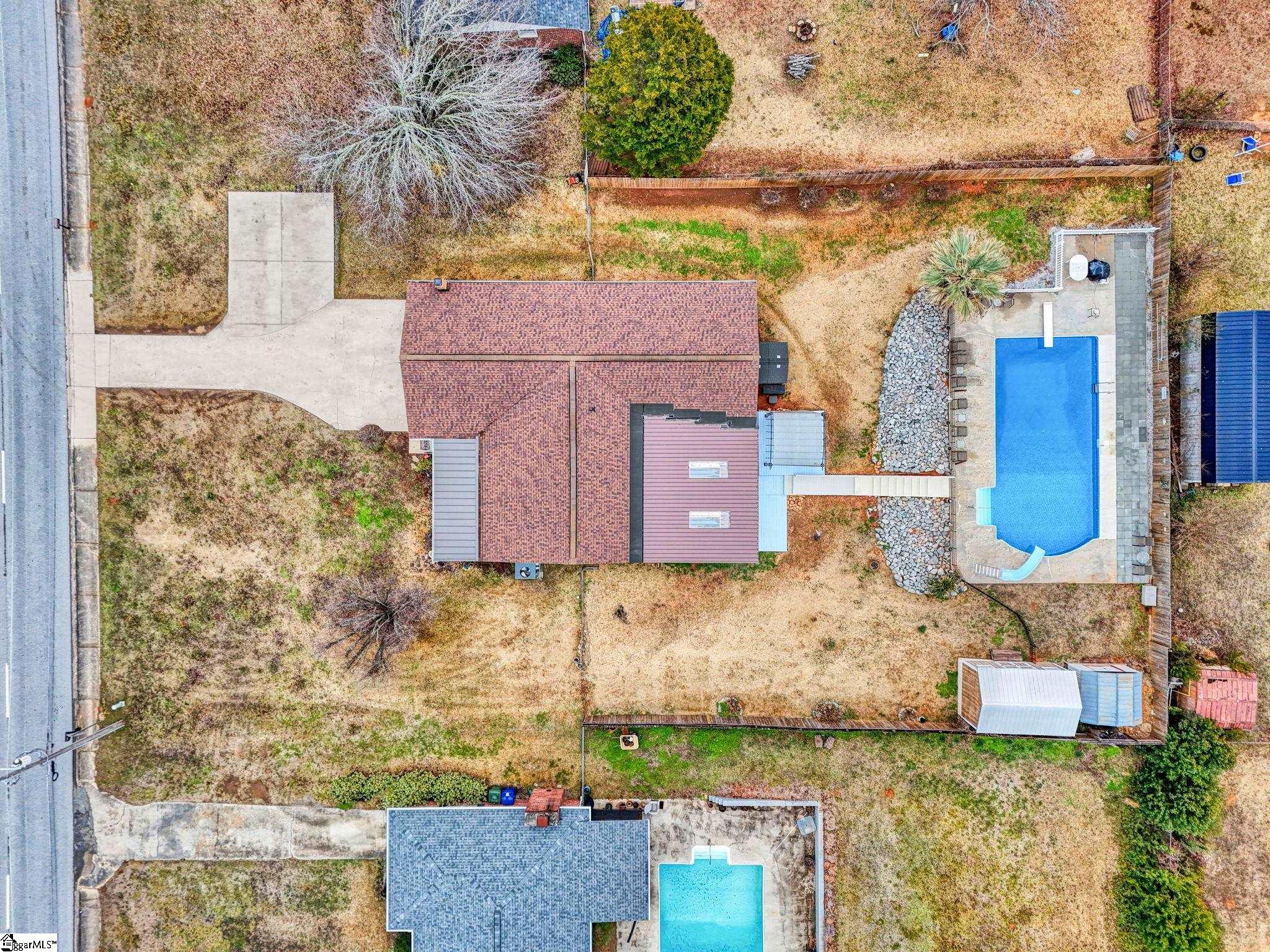 1605 E Durst Avenue Greenwood, SC 29649