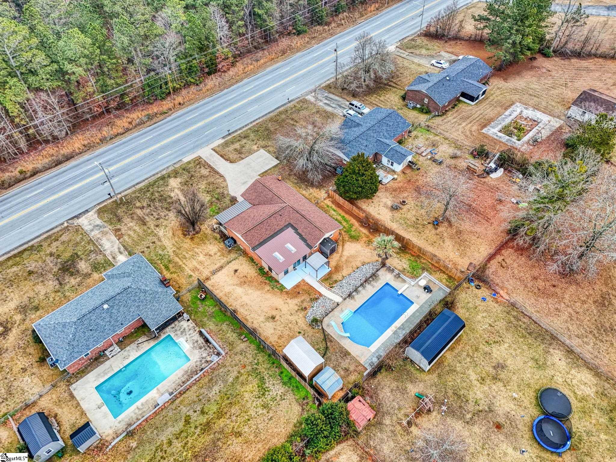 1605 E Durst Avenue Greenwood, SC 29649