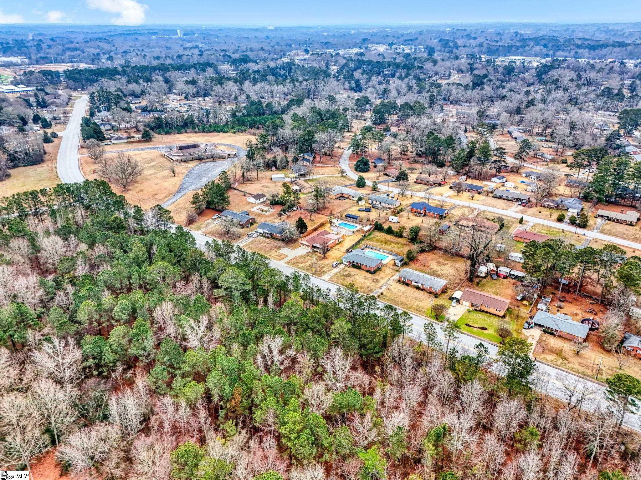 1605 E Durst Avenue Greenwood, SC 29649