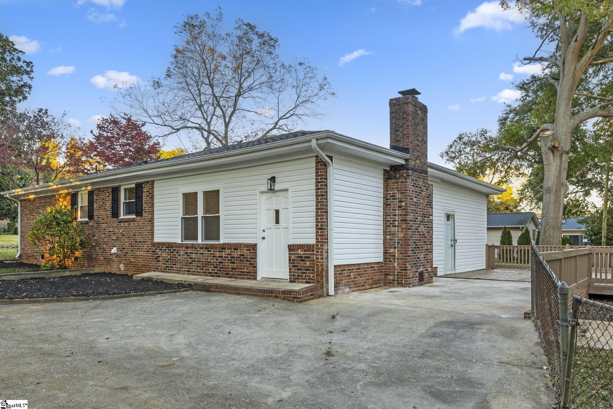 104 Sunline Place Spartanburg, SC 29307