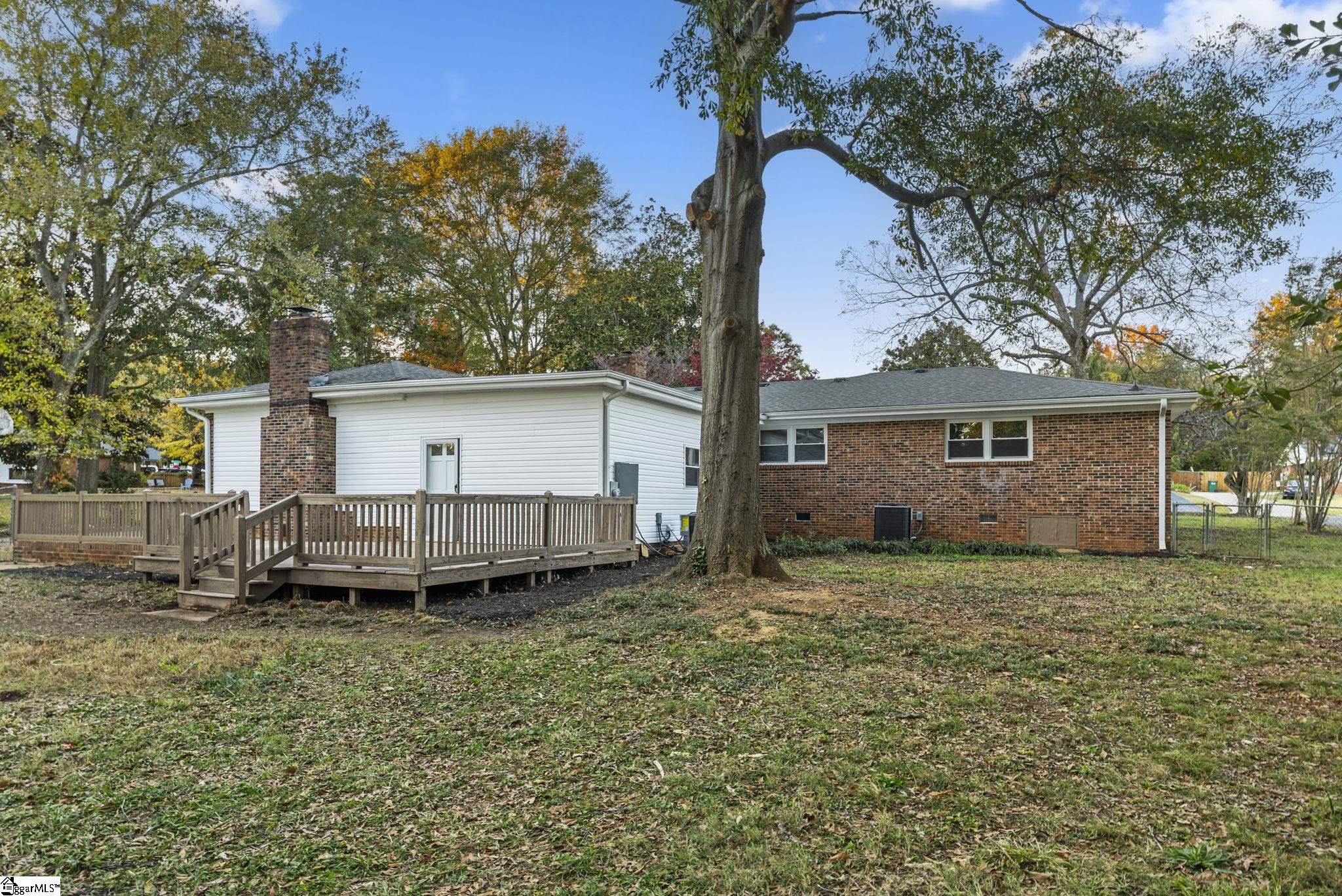 104 Sunline Place Spartanburg, SC 29307