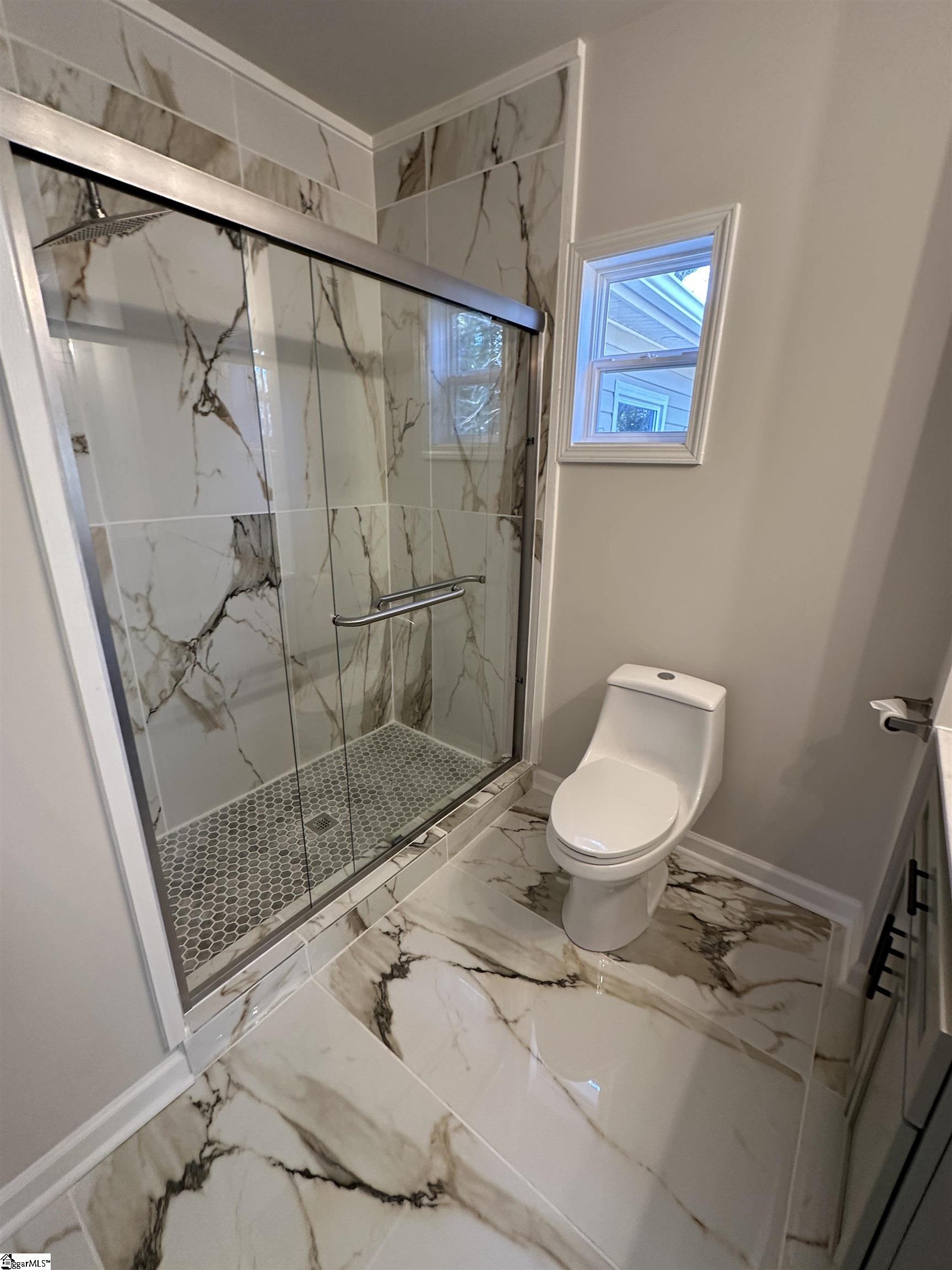 122 Sunset Drive photo 13