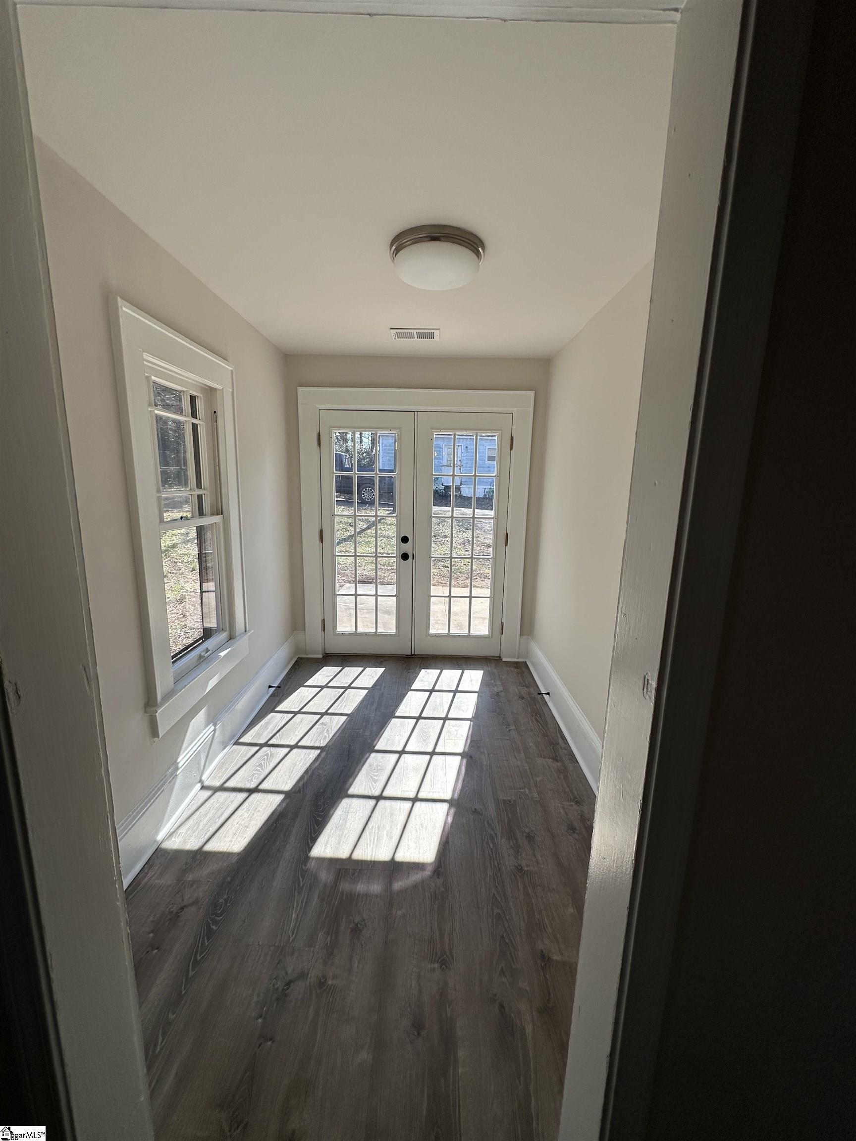 122 Sunset Drive photo 15