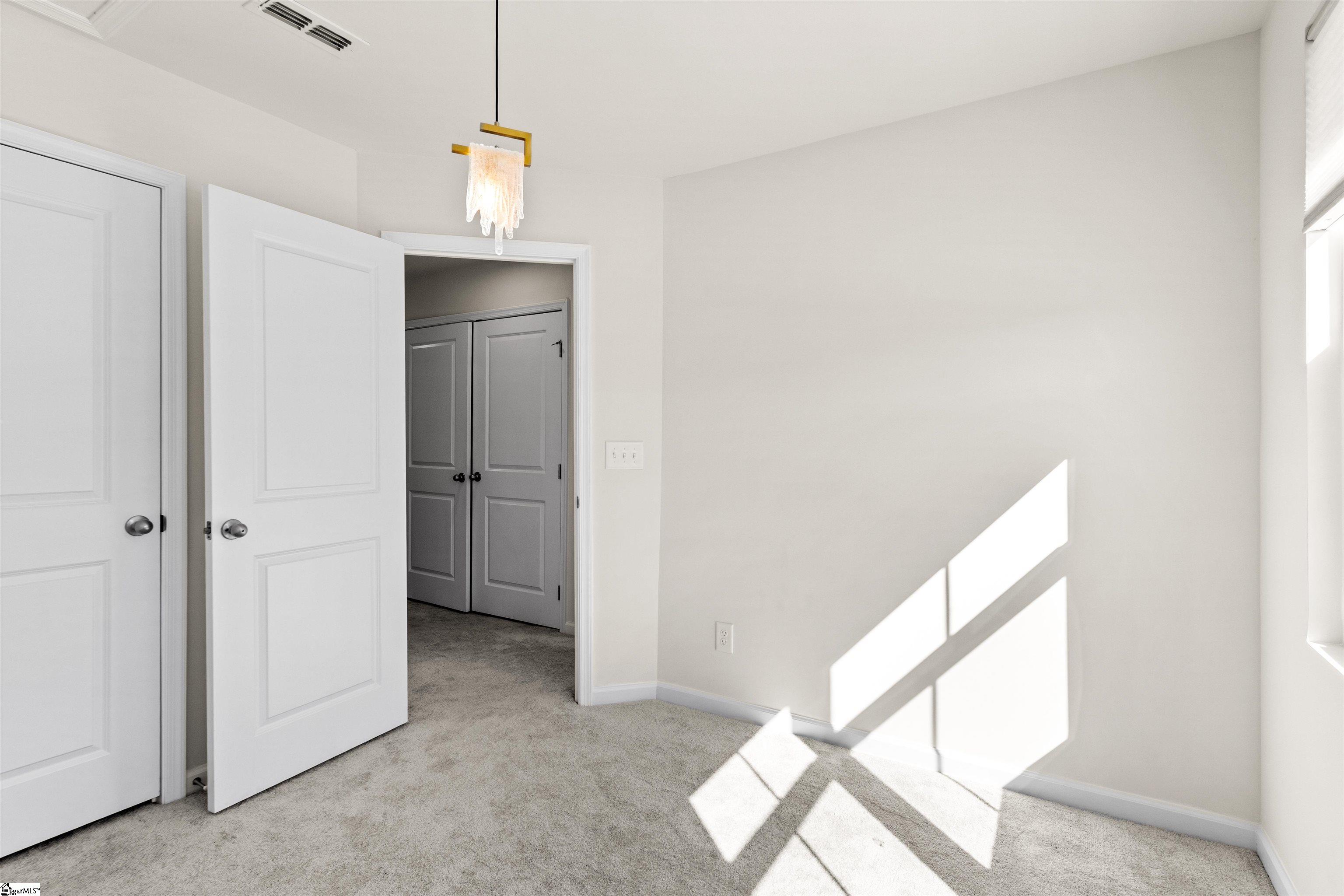 101 Fernside Court Greenville, SC 29617