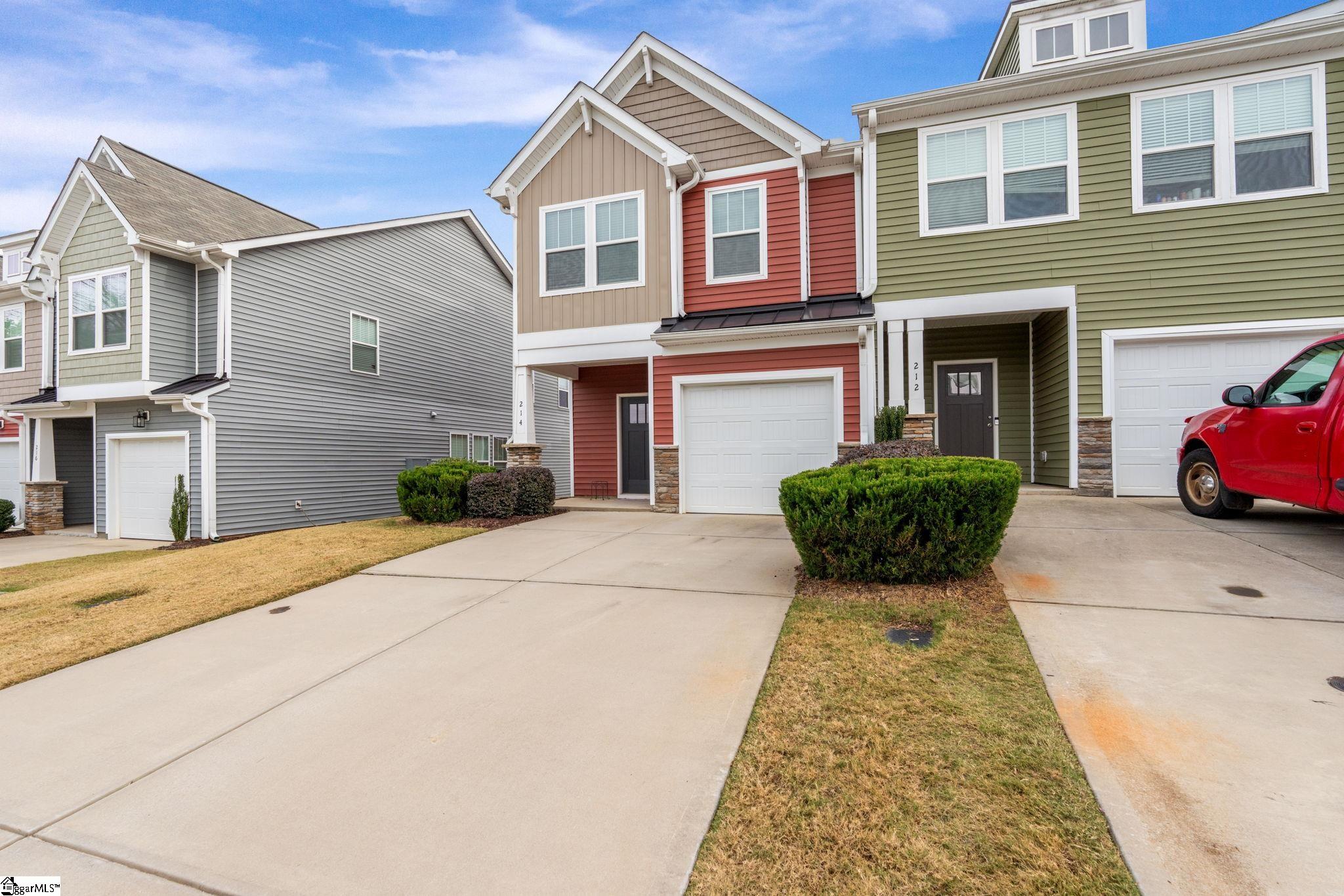 214 Waverton Drive photo 2