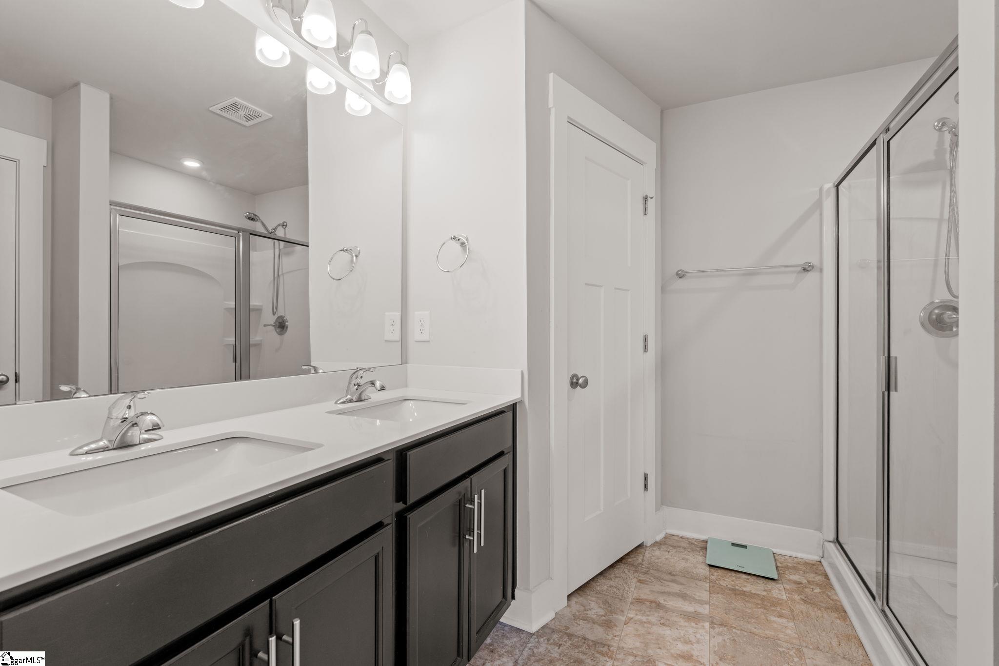 214 Waverton Drive photo 21