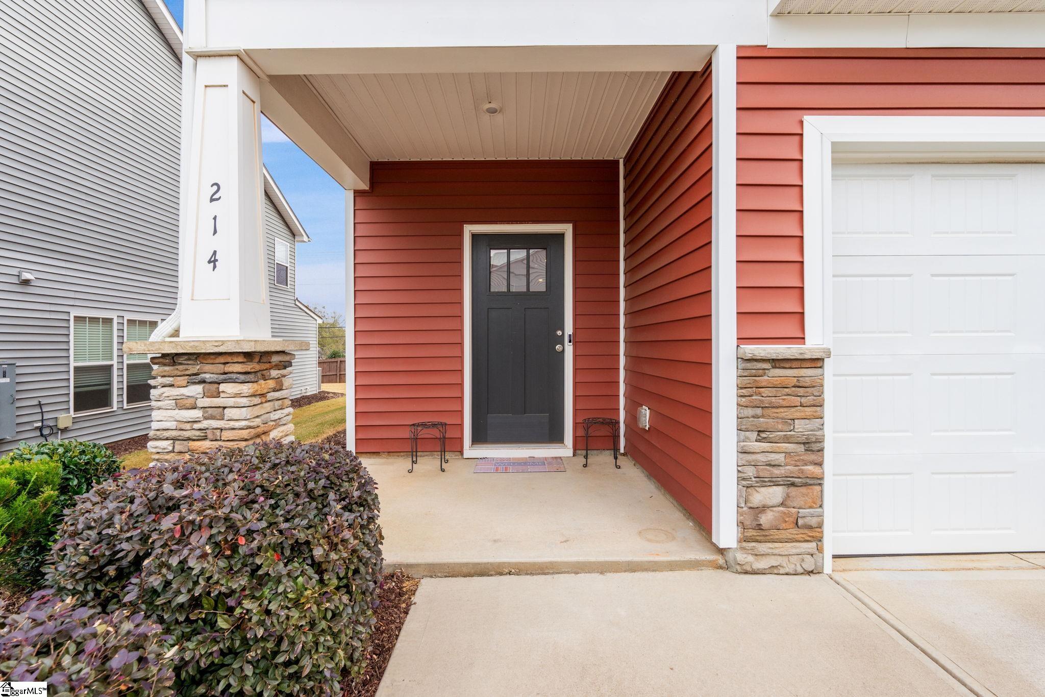 214 Waverton Drive photo 4