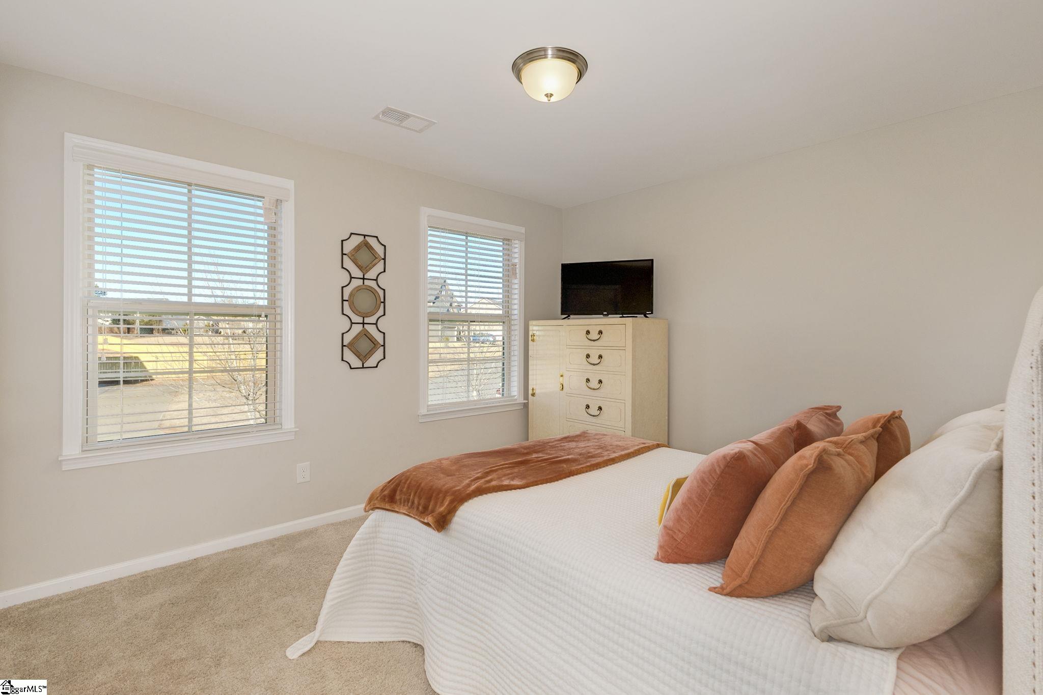 352 Avendell Drive photo 21