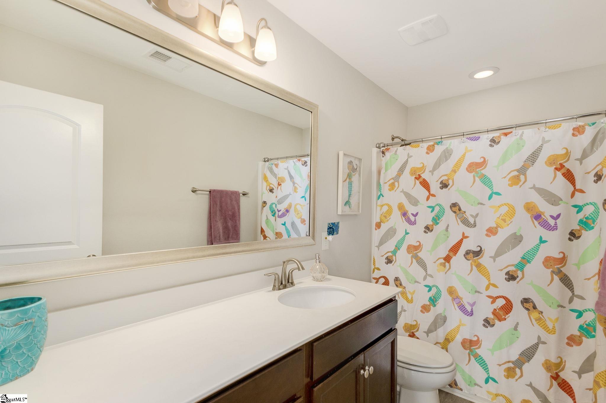 352 Avendell Drive photo 27